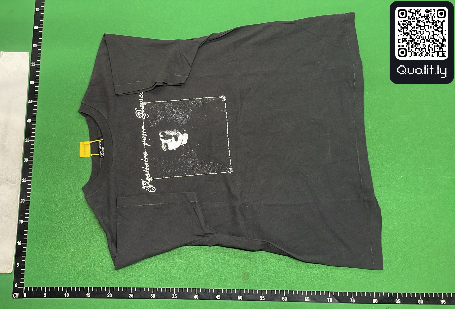T-shirt — foto QC 2 de 14
