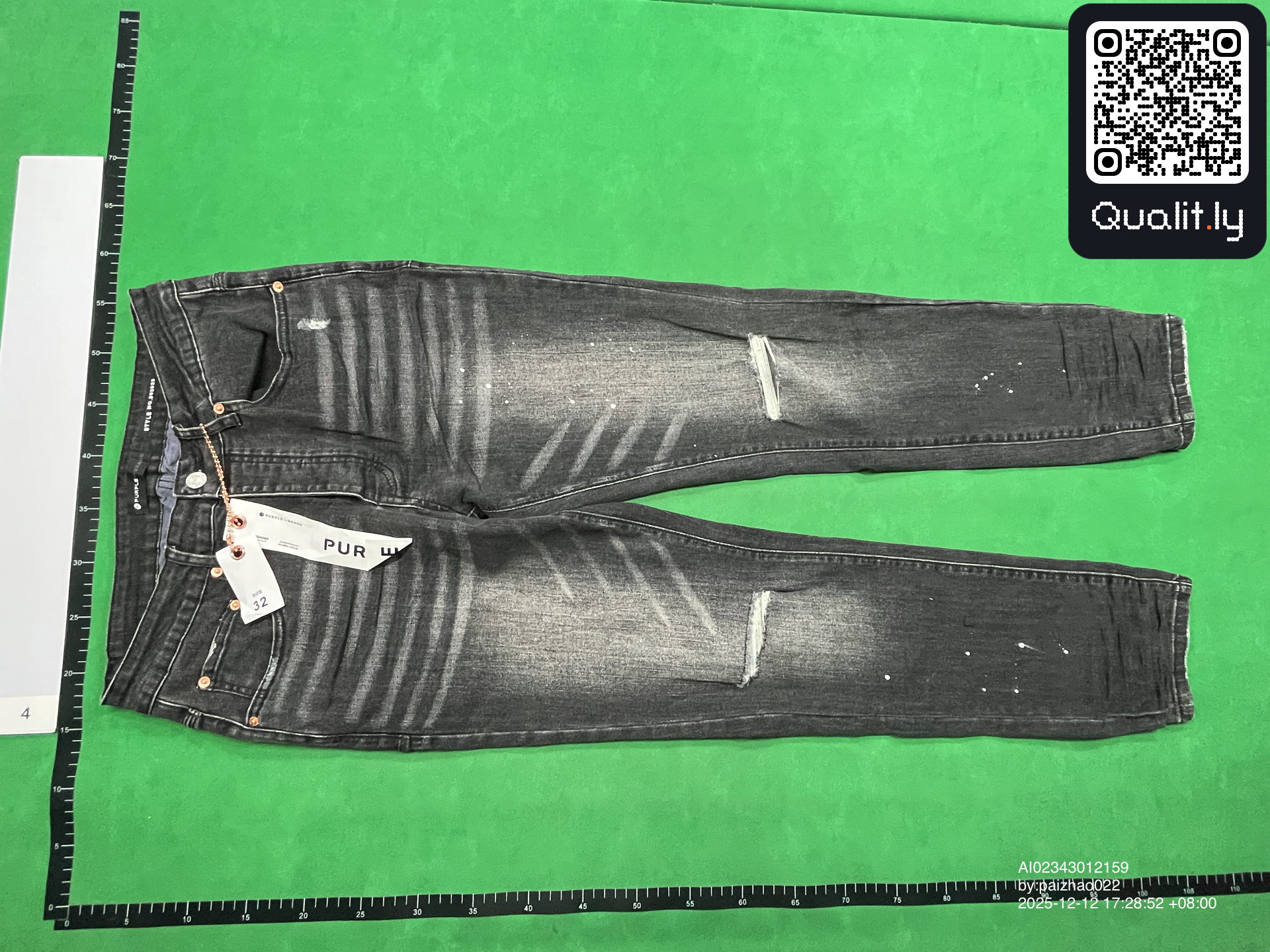Jeans — QC-foto 3 van 29