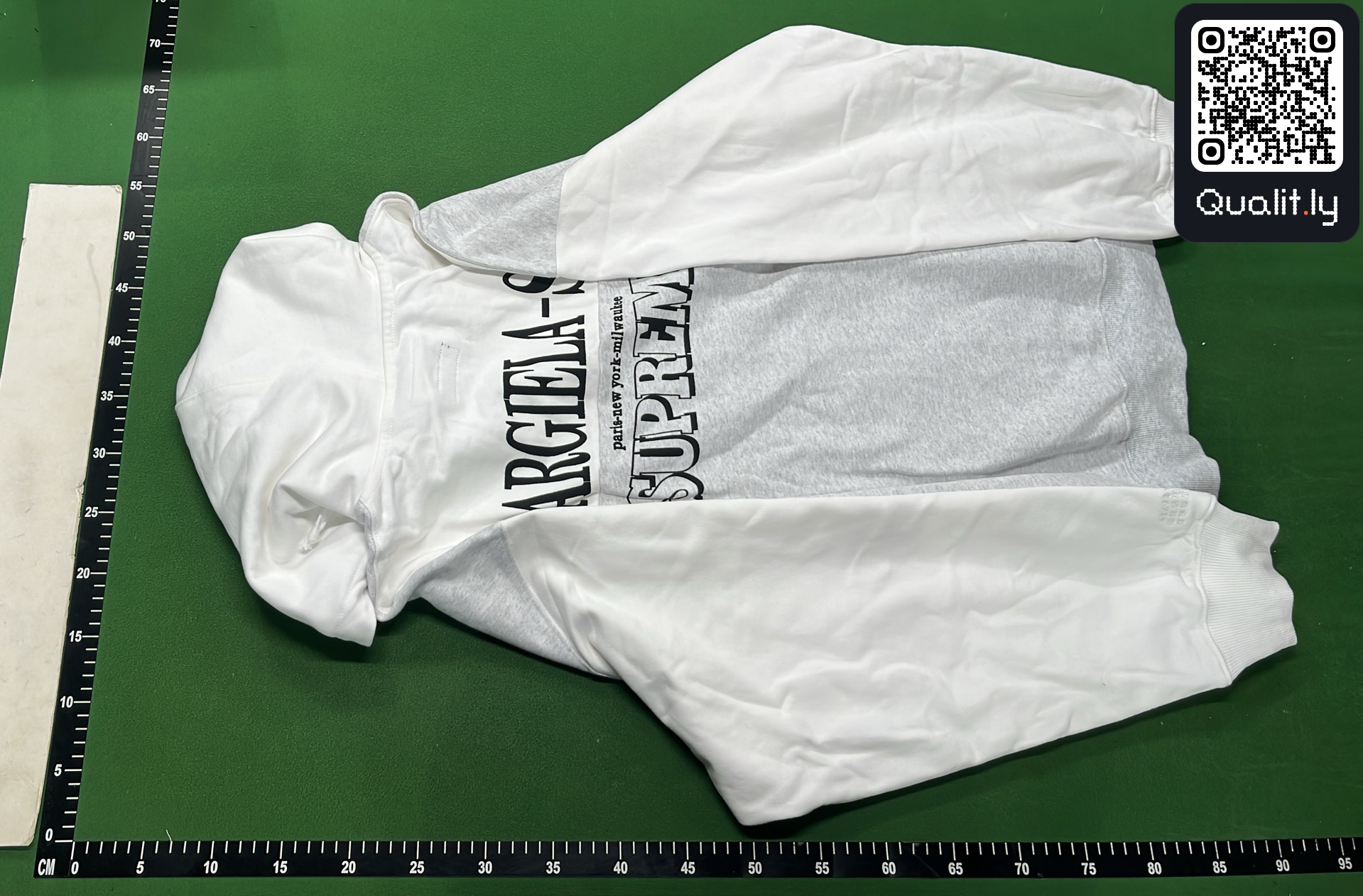 Hoodie — QC-foto 3 av 4