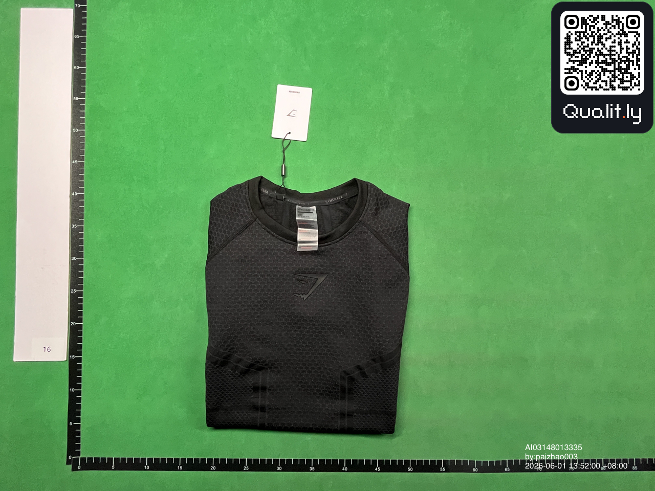 T-shirt — QC-foto 1 av 8