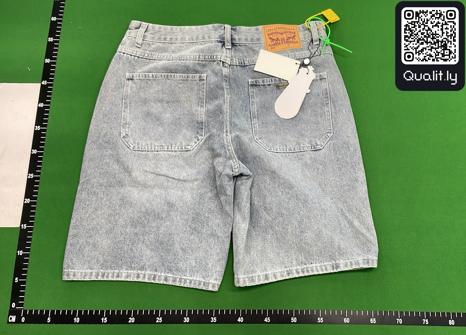 Pantalón corto — foto QC 3 de 4