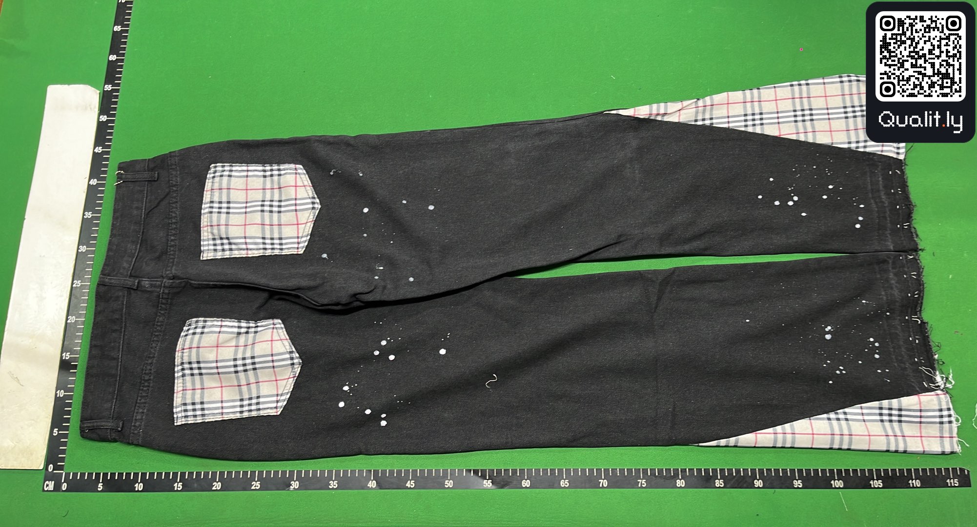 Jeans — QC-foto 3 av 12