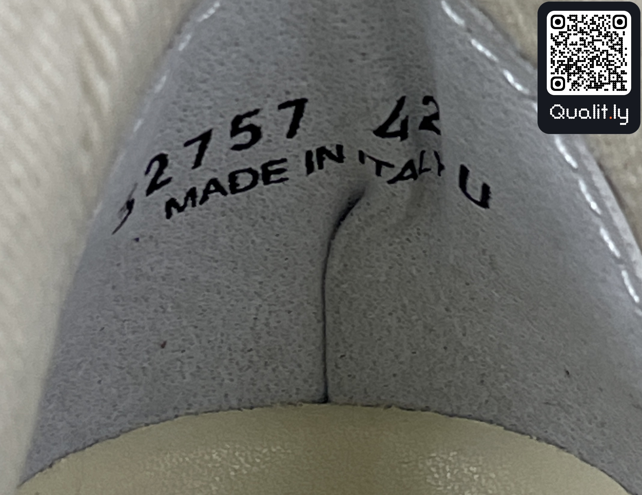 Sneakers QC photo 1 of 18