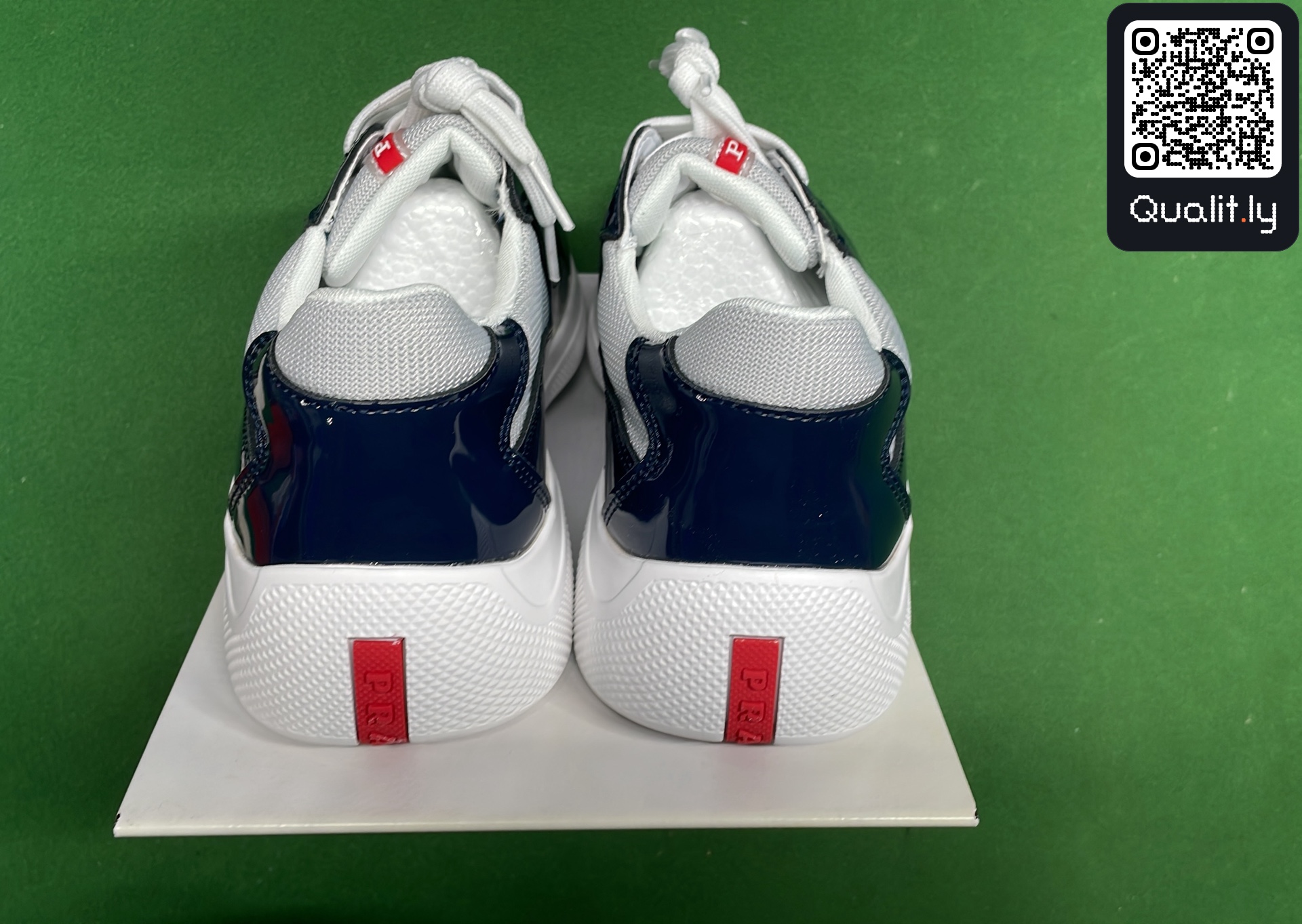 Sneakersy — zdjęcie QC 3 z 18