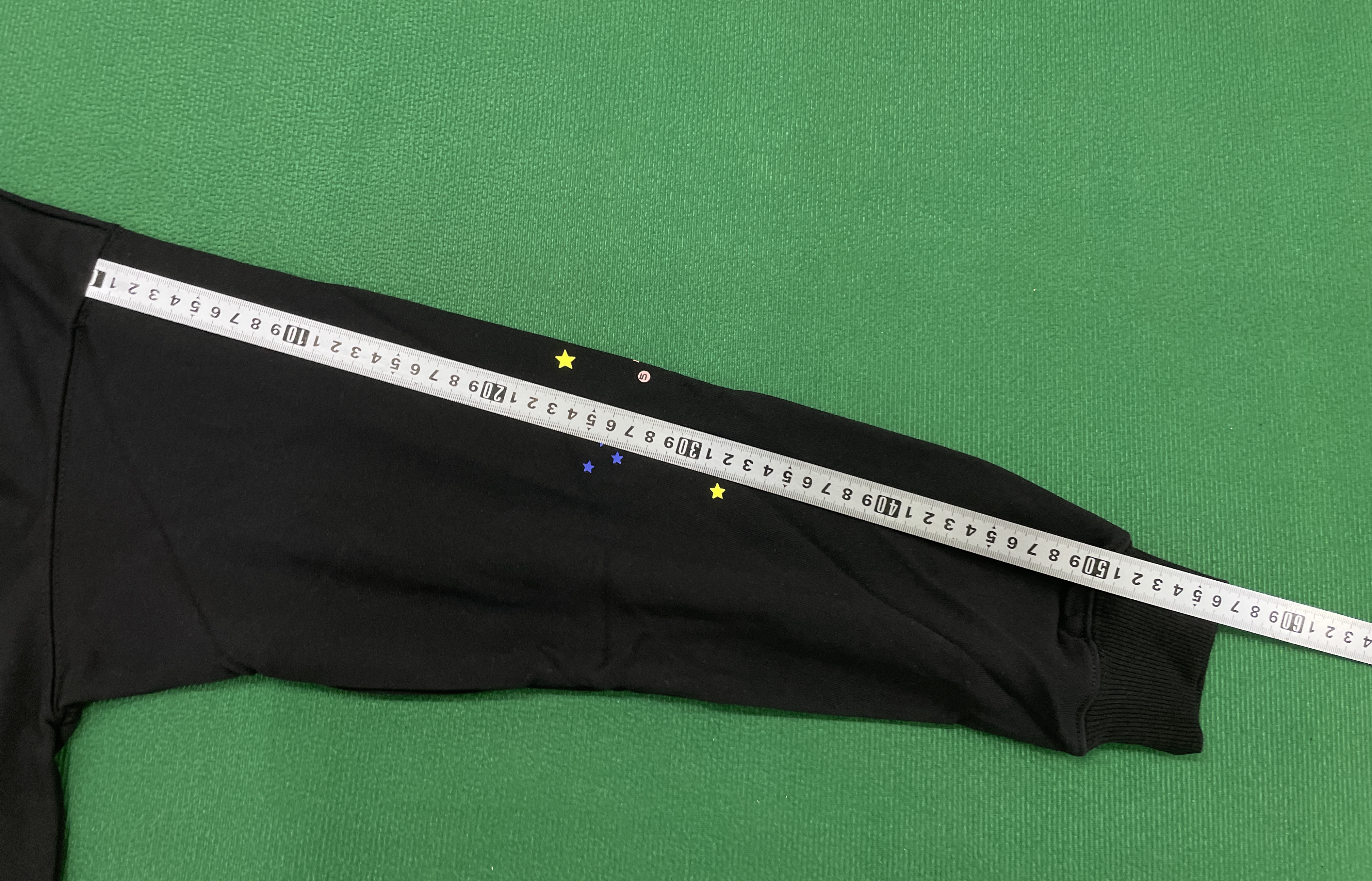 Hoodie QC photo 2 of 6