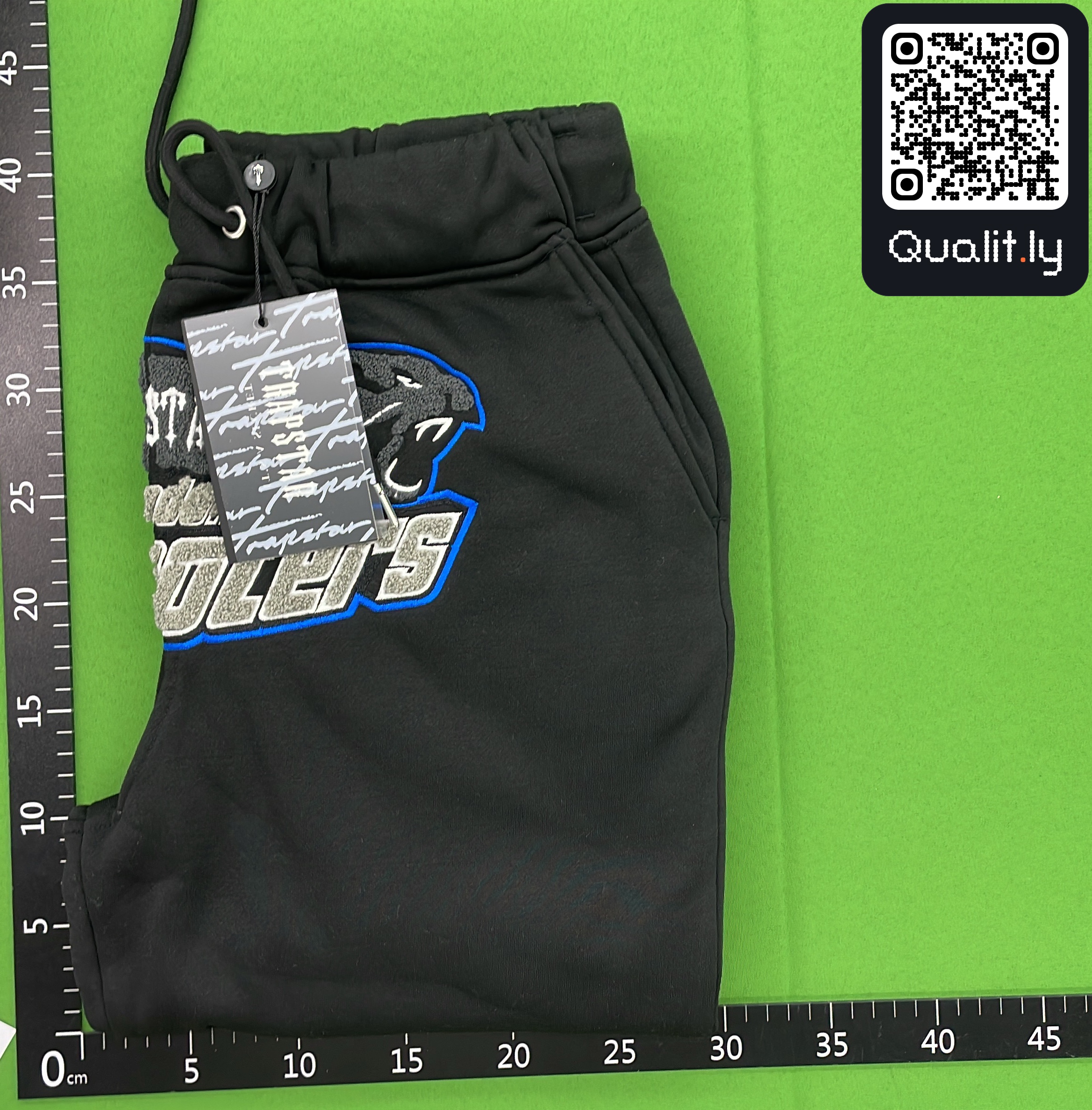 Bluza z kapturem — zdjęcie QC 1 z 56