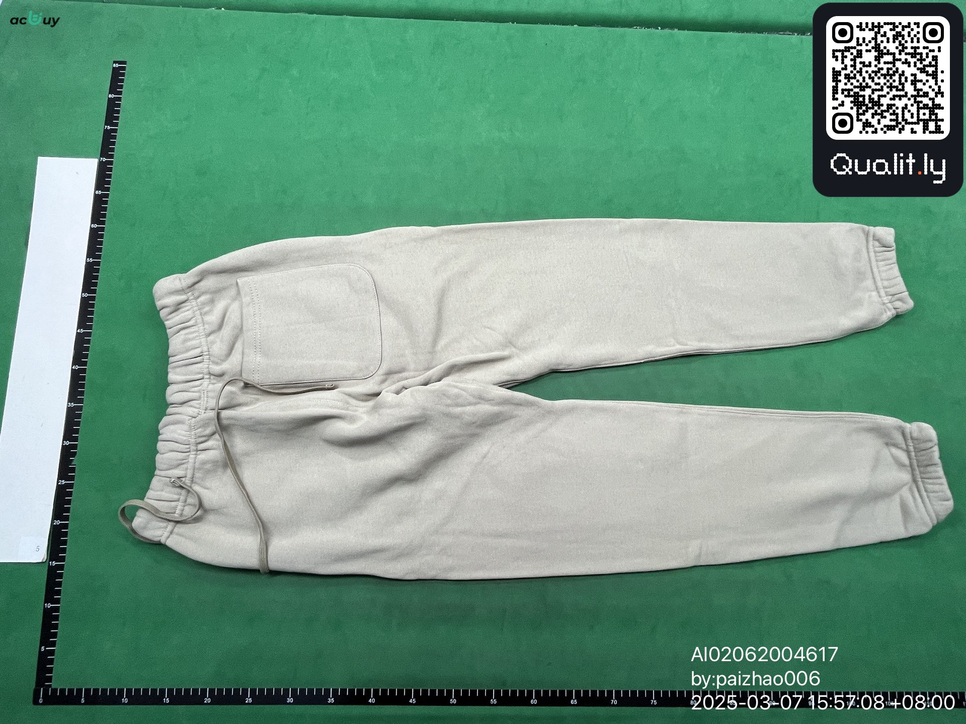 Pantaloni — fotografie QC 2 din 36