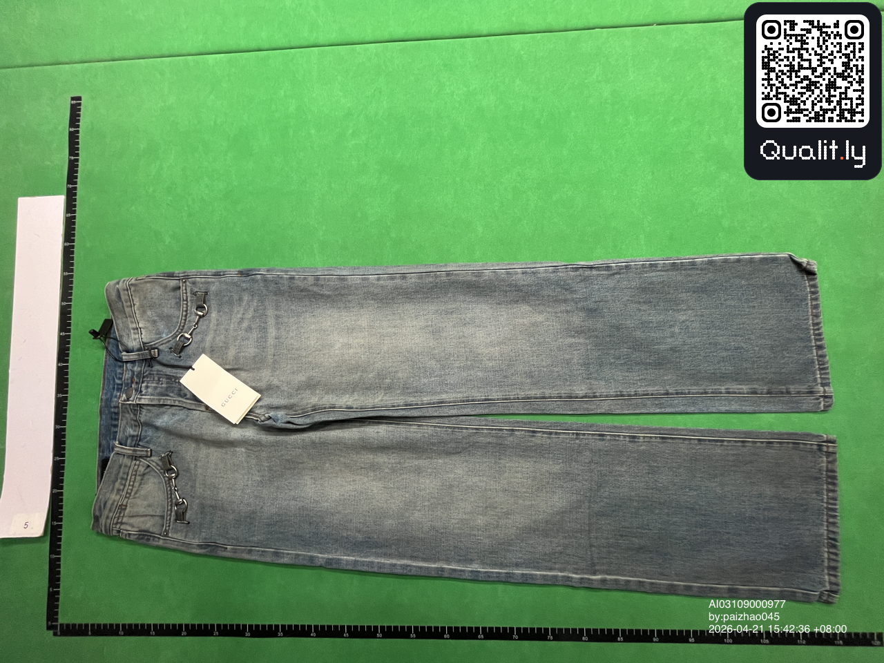 Jeans — QC-Foto 3 von 8