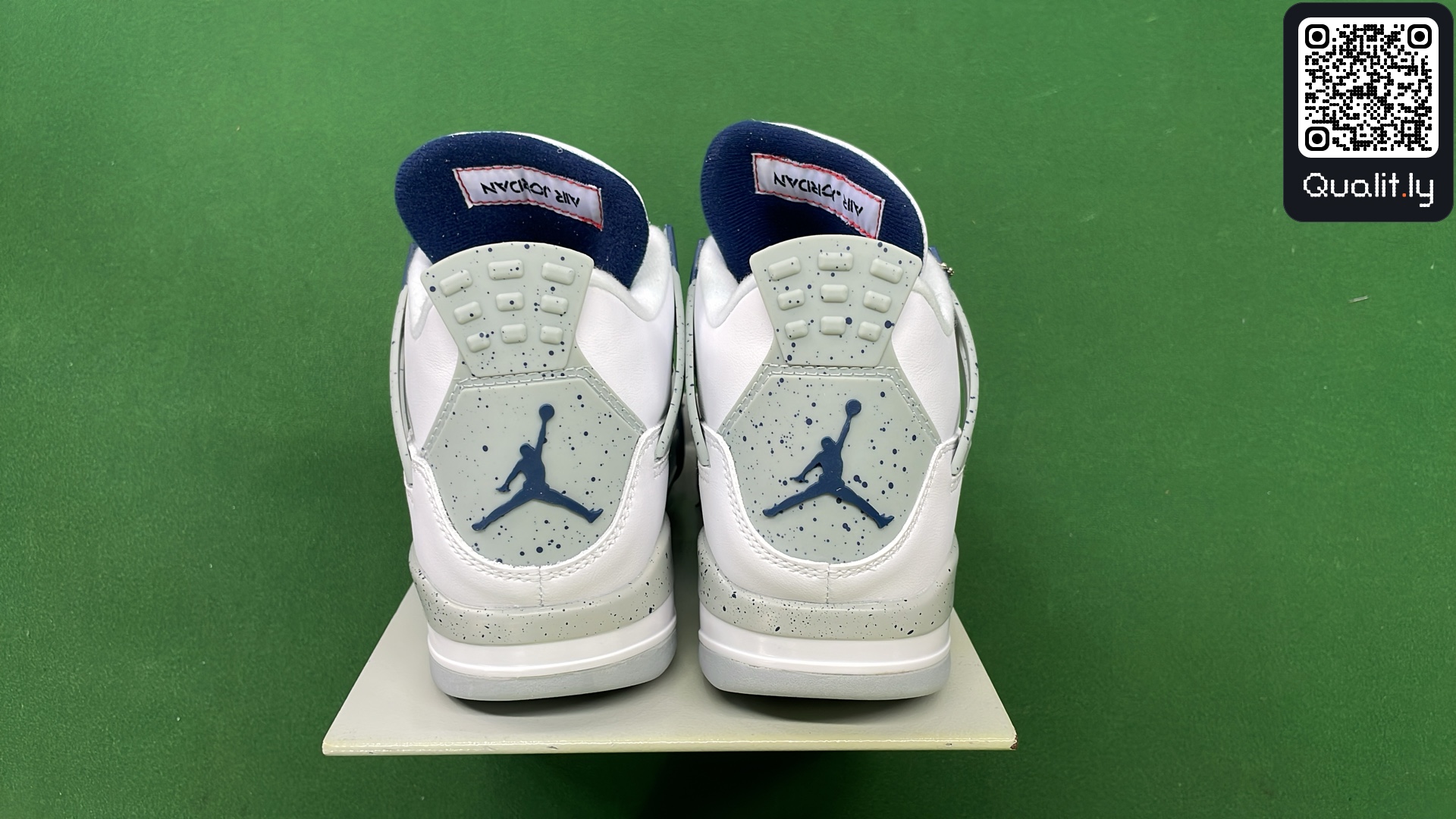 Sneakers QC photo 3 of 6