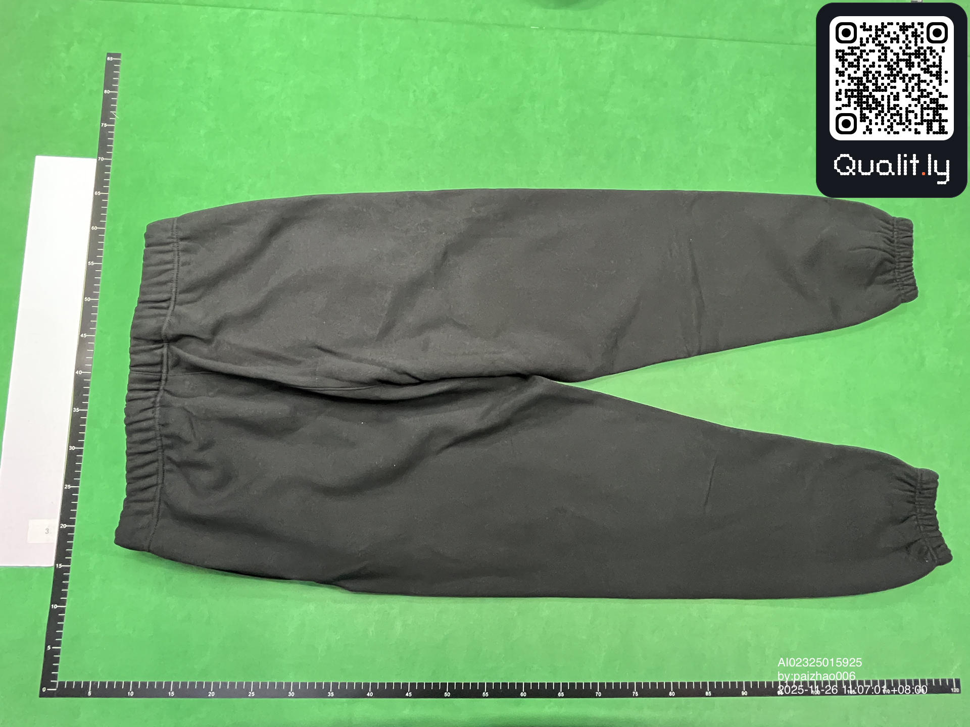 Pantalón — foto QC 2 de 4