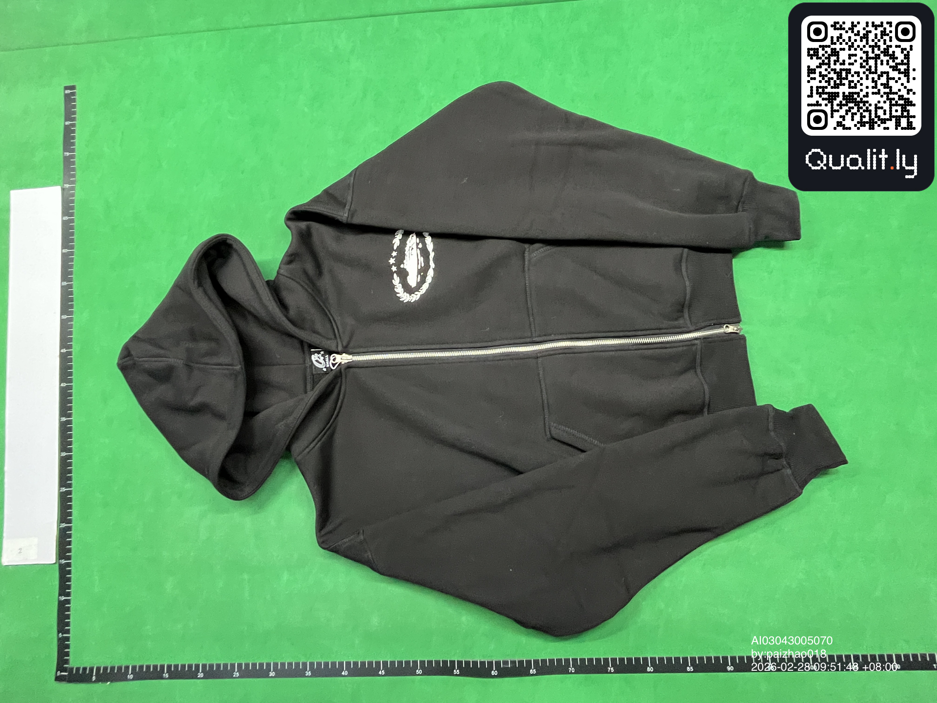 Hoodie — QC-foto 3 av 10