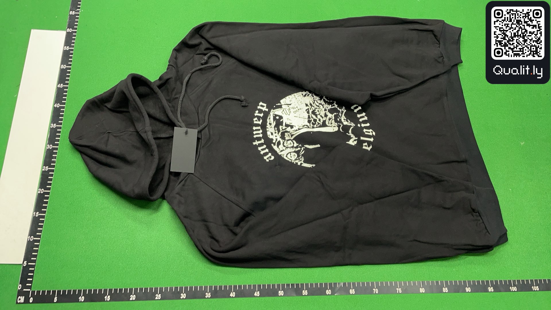 Hoodie — QC-Foto 2 von 12