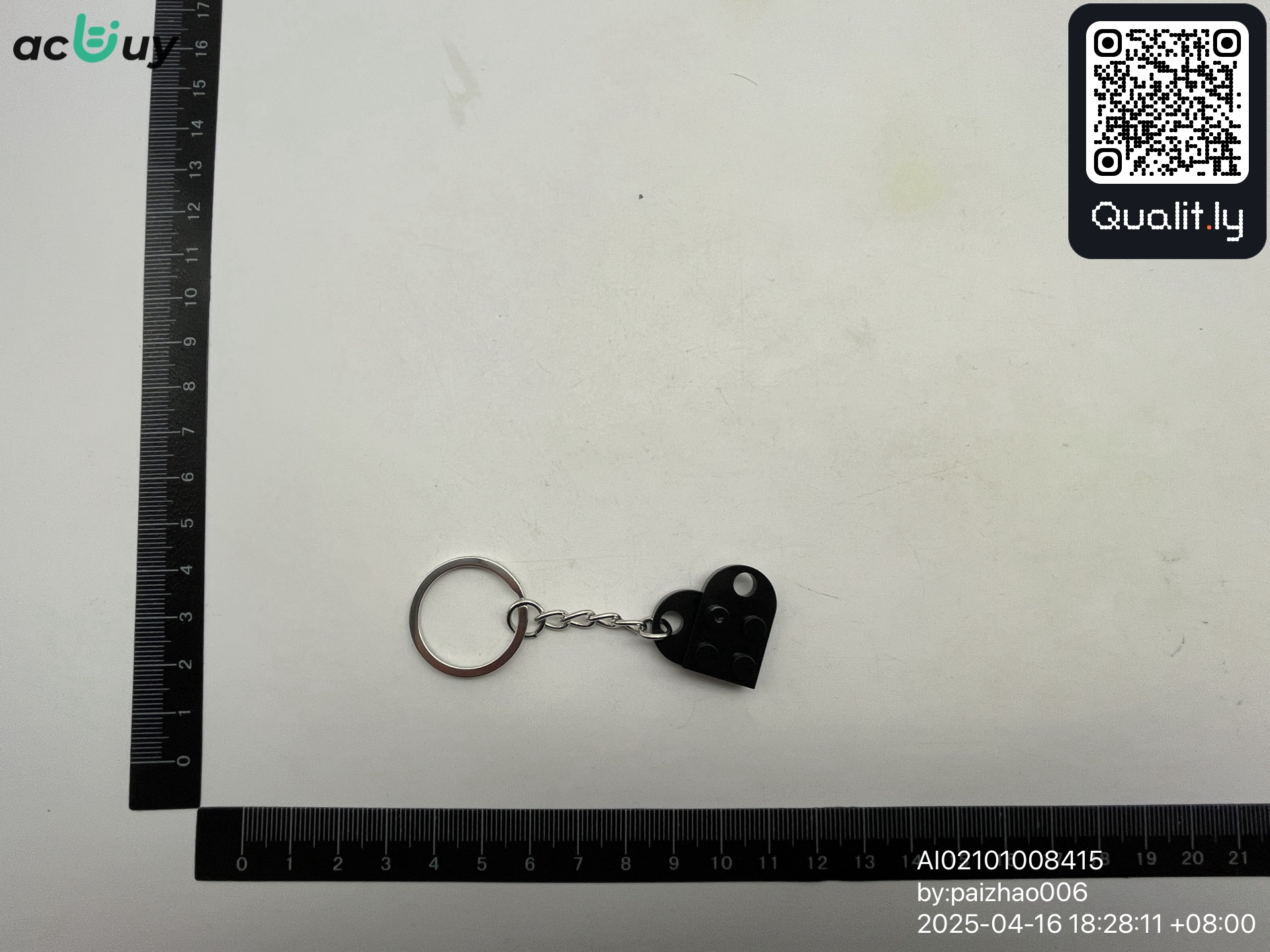 Foto QC 3 de 13