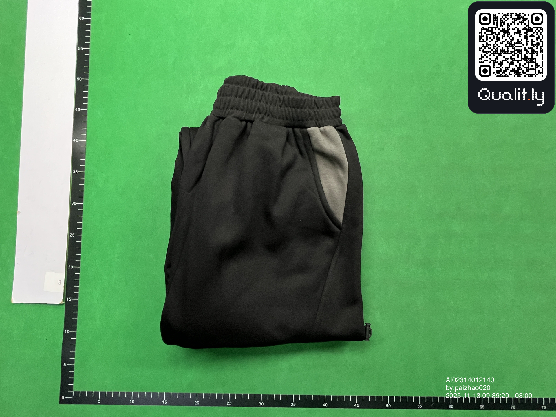Bluza z kapturem — zdjęcie QC 1 z 50