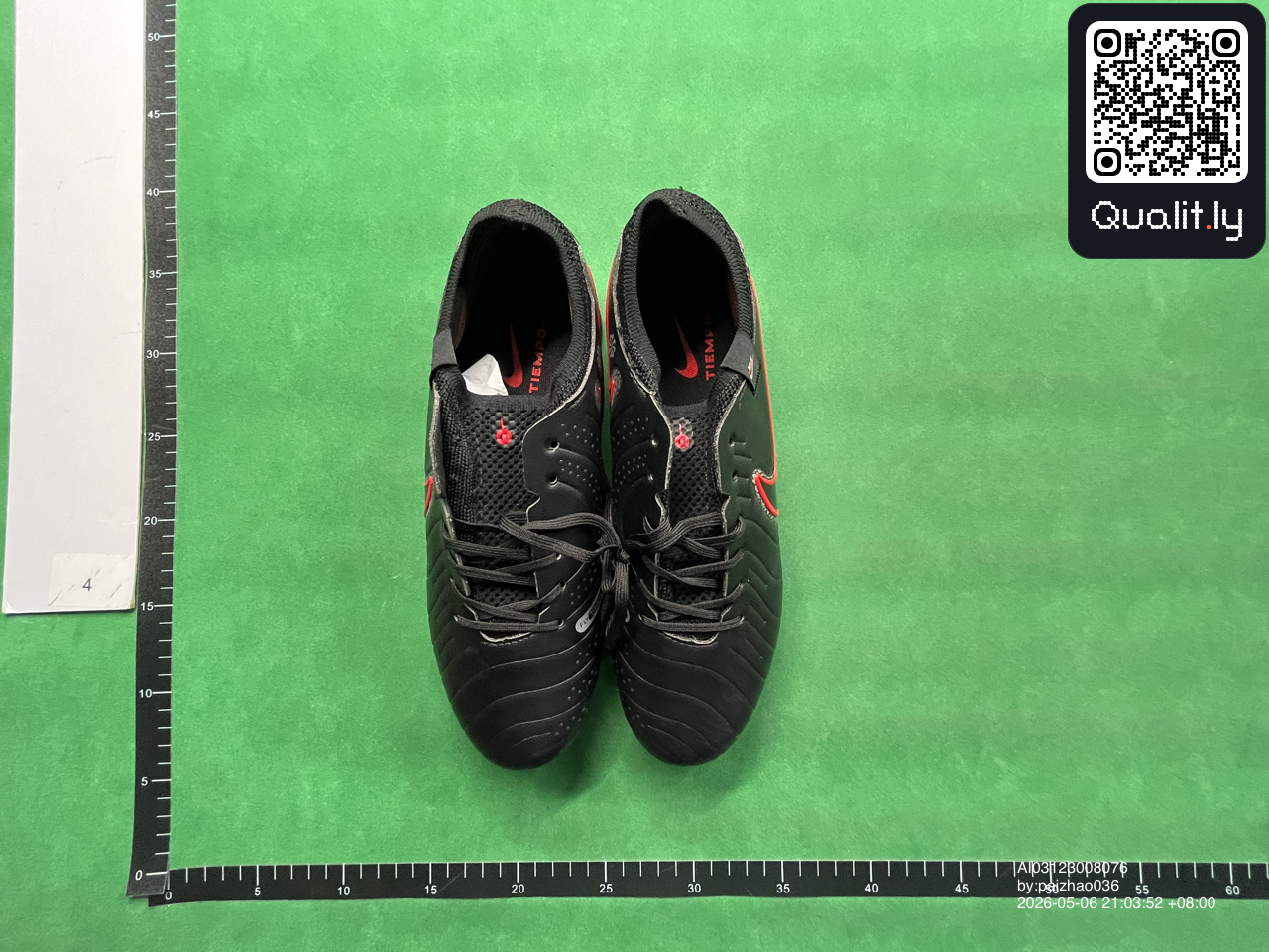 Sneakers QC photo 1 of 6
