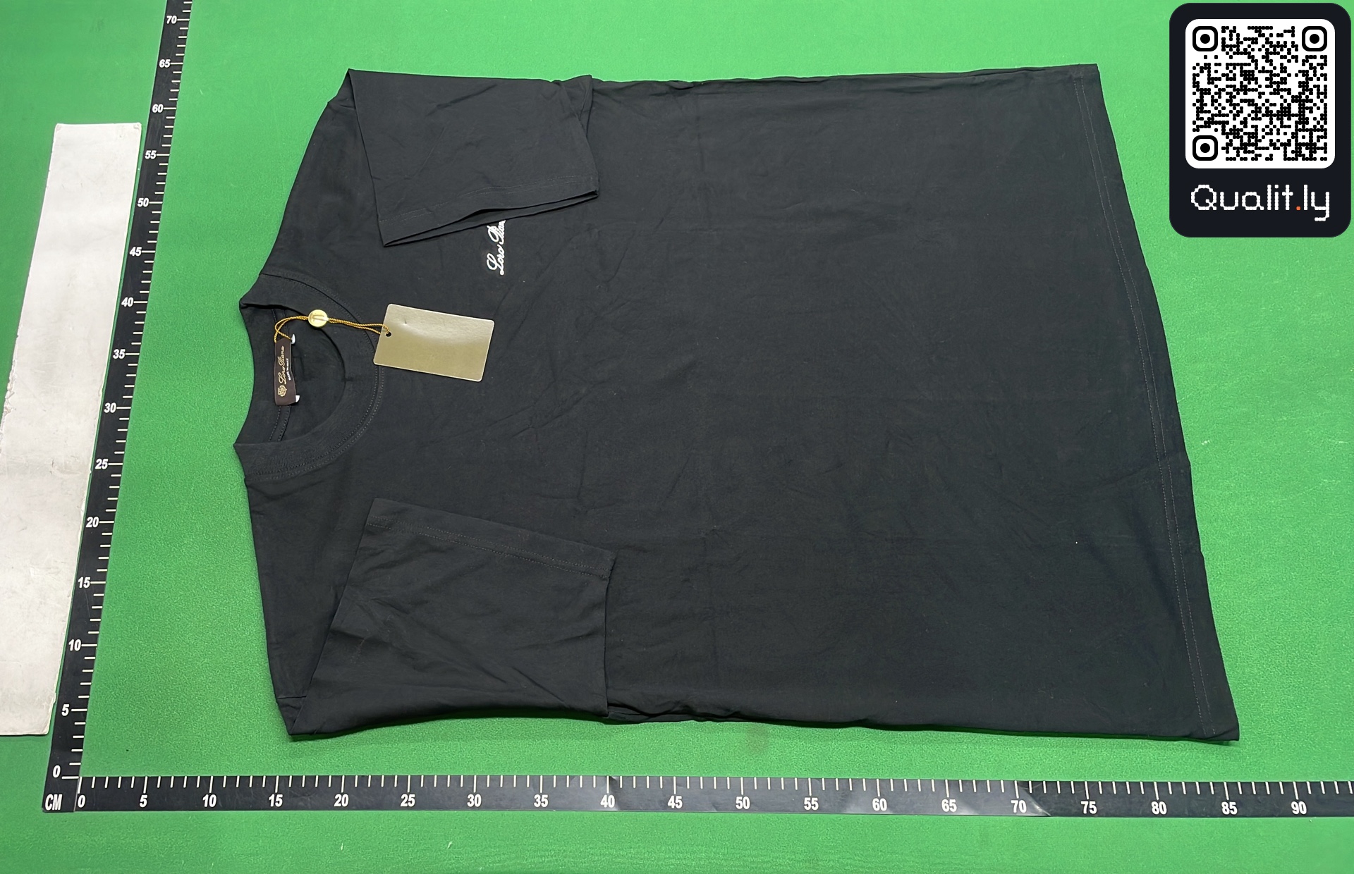 T-shirt — foto QC 2 di 4