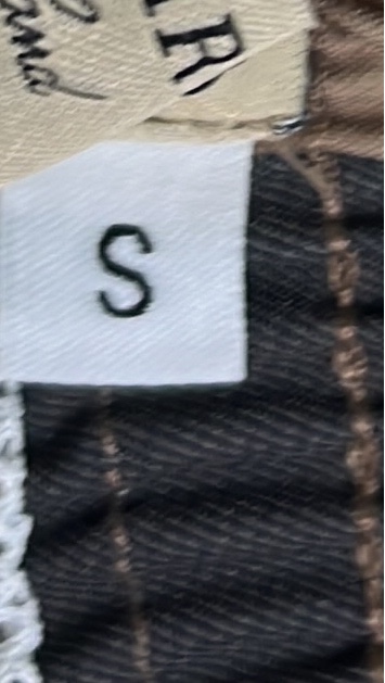 Short — photo QC 1 sur 4
