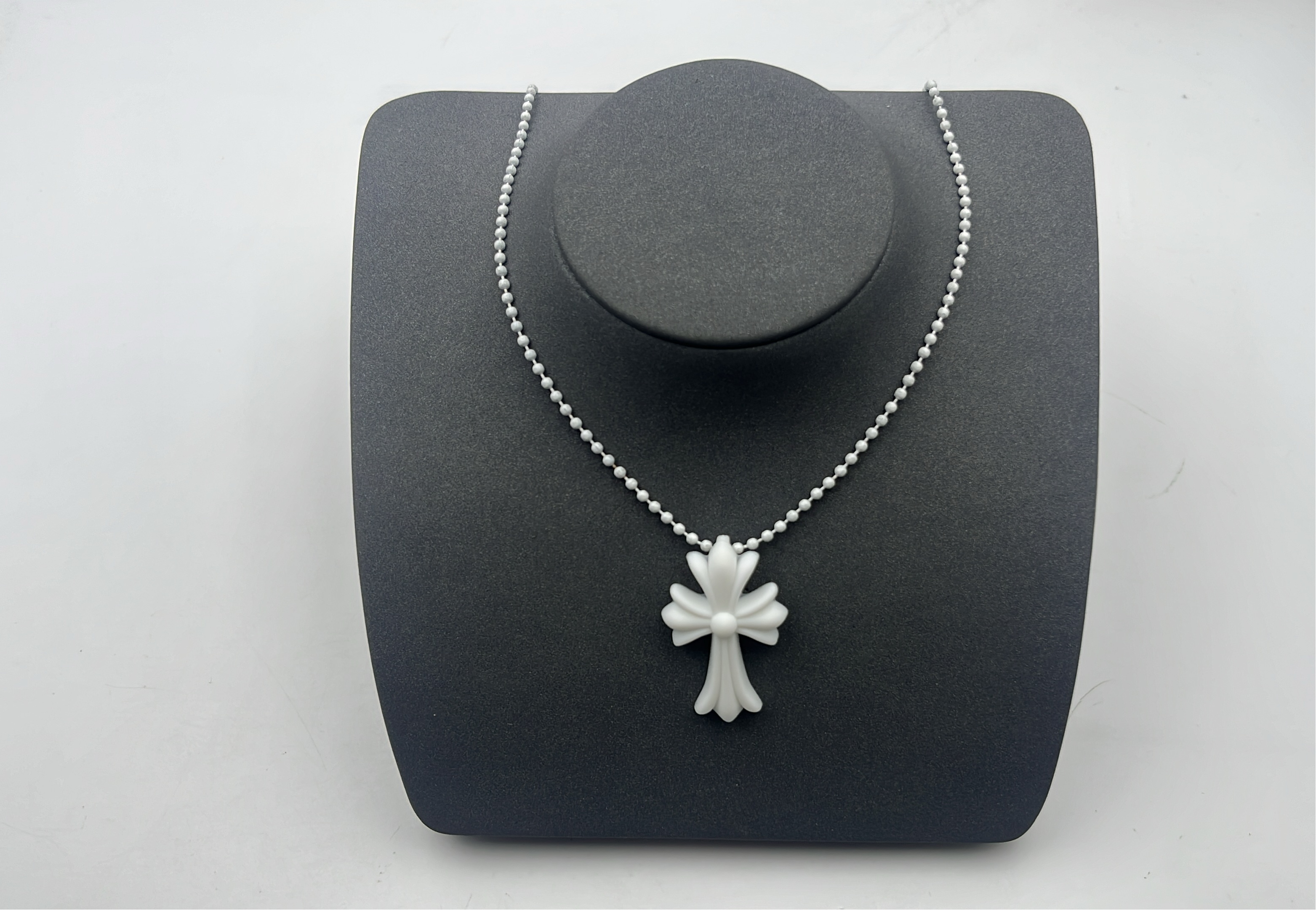 Jewelry QC photo 1 of 22