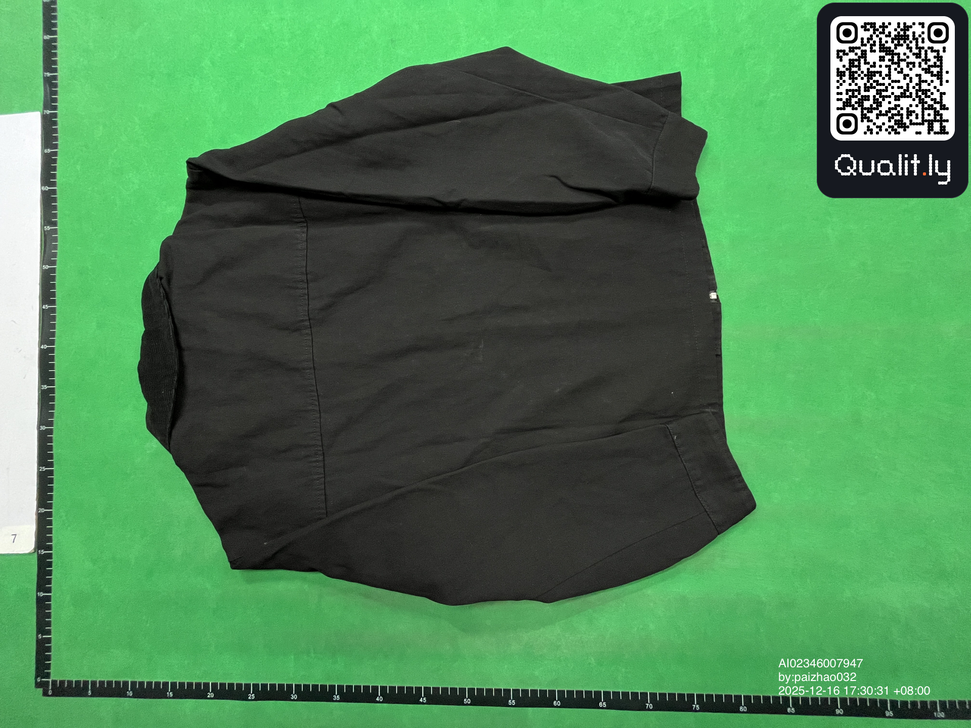 Veste — photo QC 2 sur 4