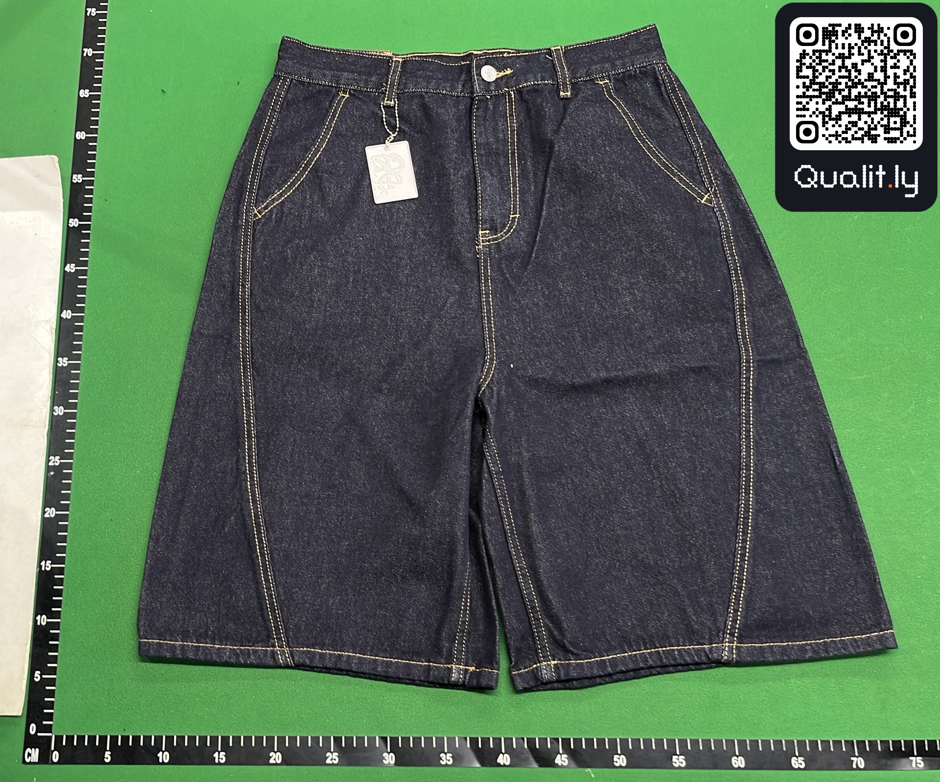 牛仔裤 QC 照片 2 / 16