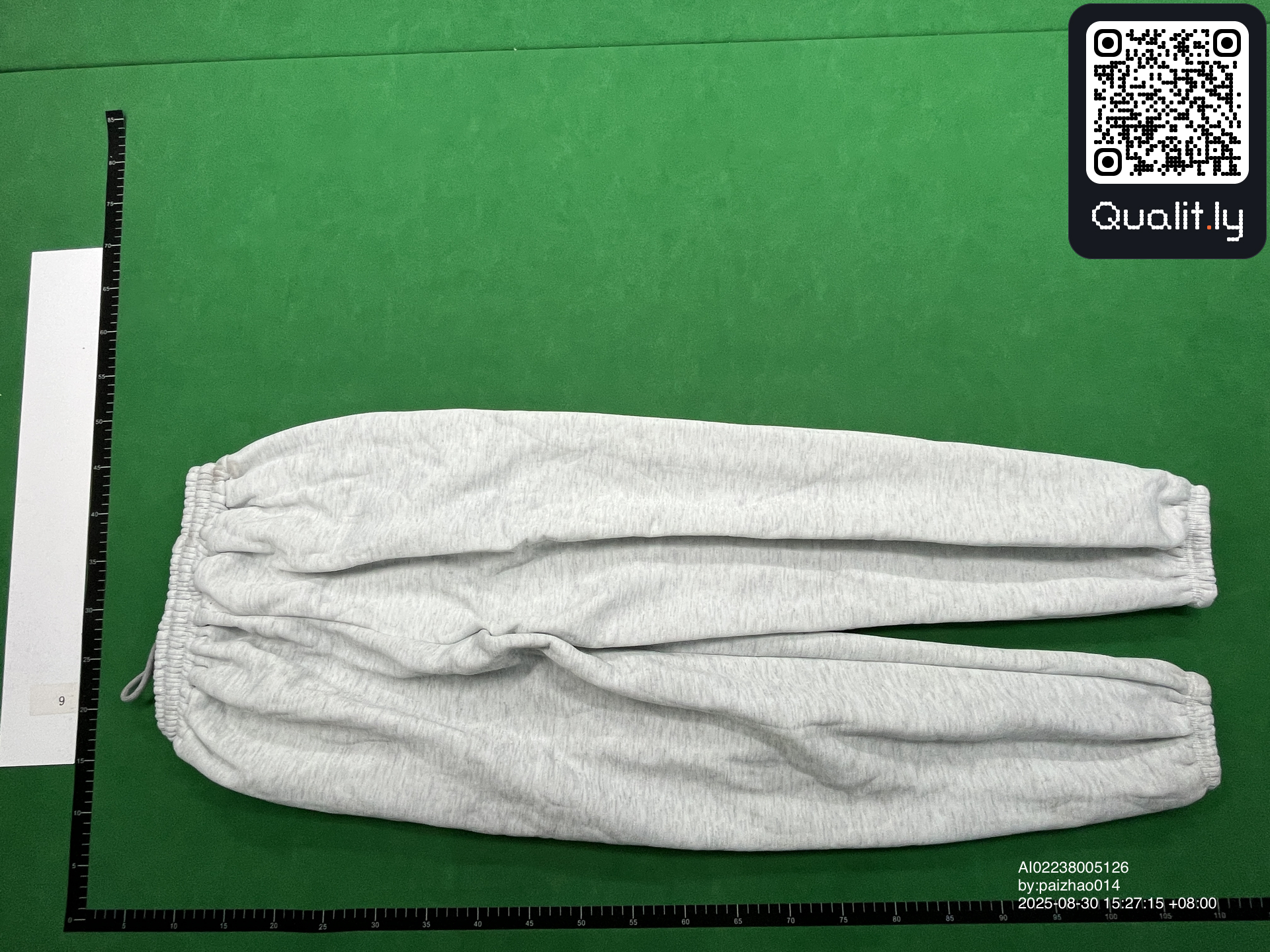 Sweatshirt — QC-foto 2 av 16
