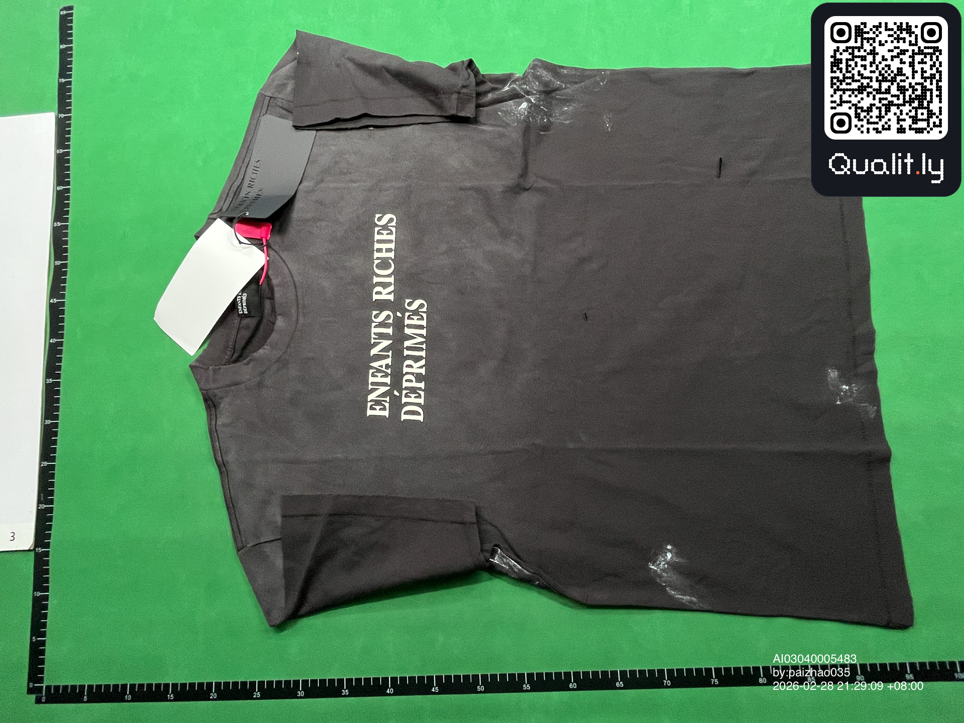 Sweatshirt QC photo 3 of 4