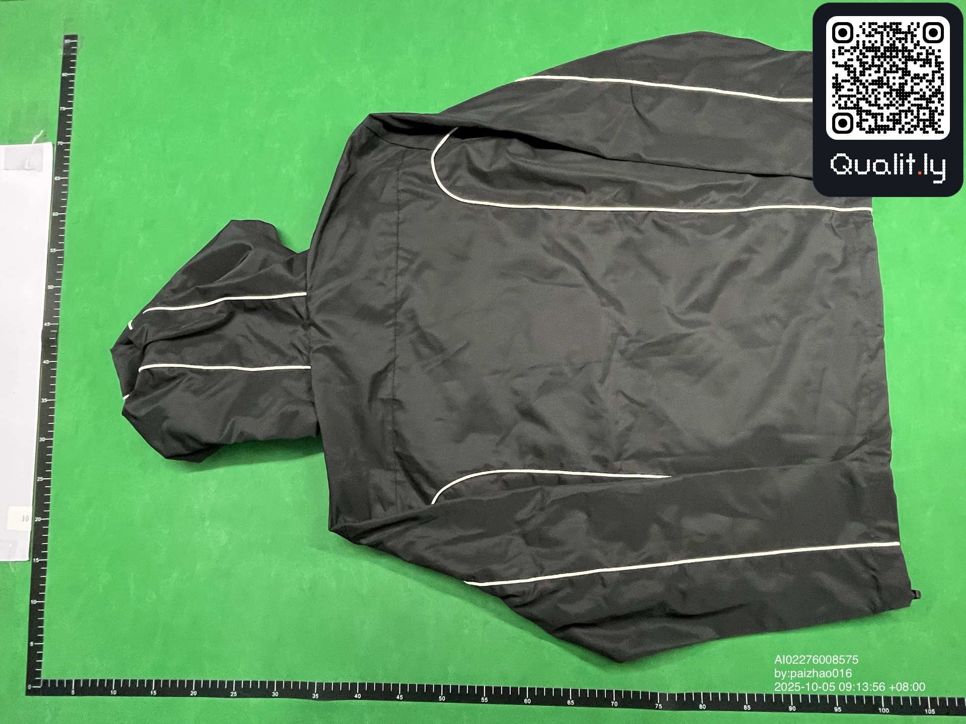 Pull — photo QC 2 sur 8