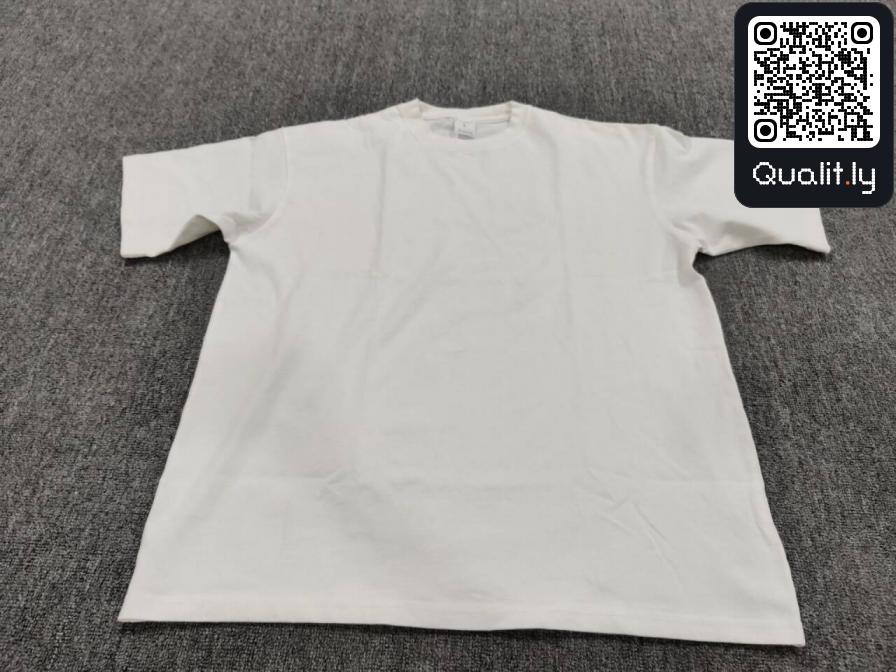 T-Shirt — QC-Foto 2 von 20