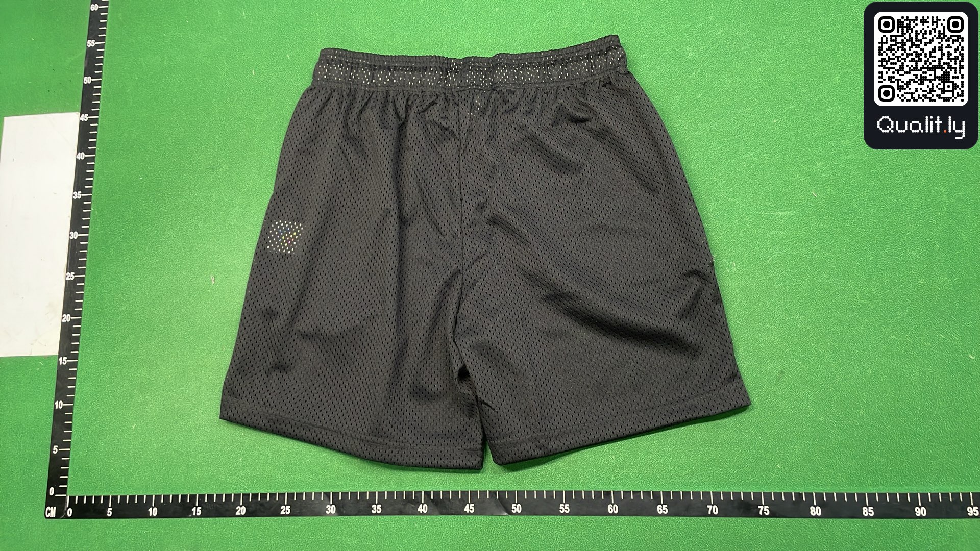 Shorts QC photo 3 of 62