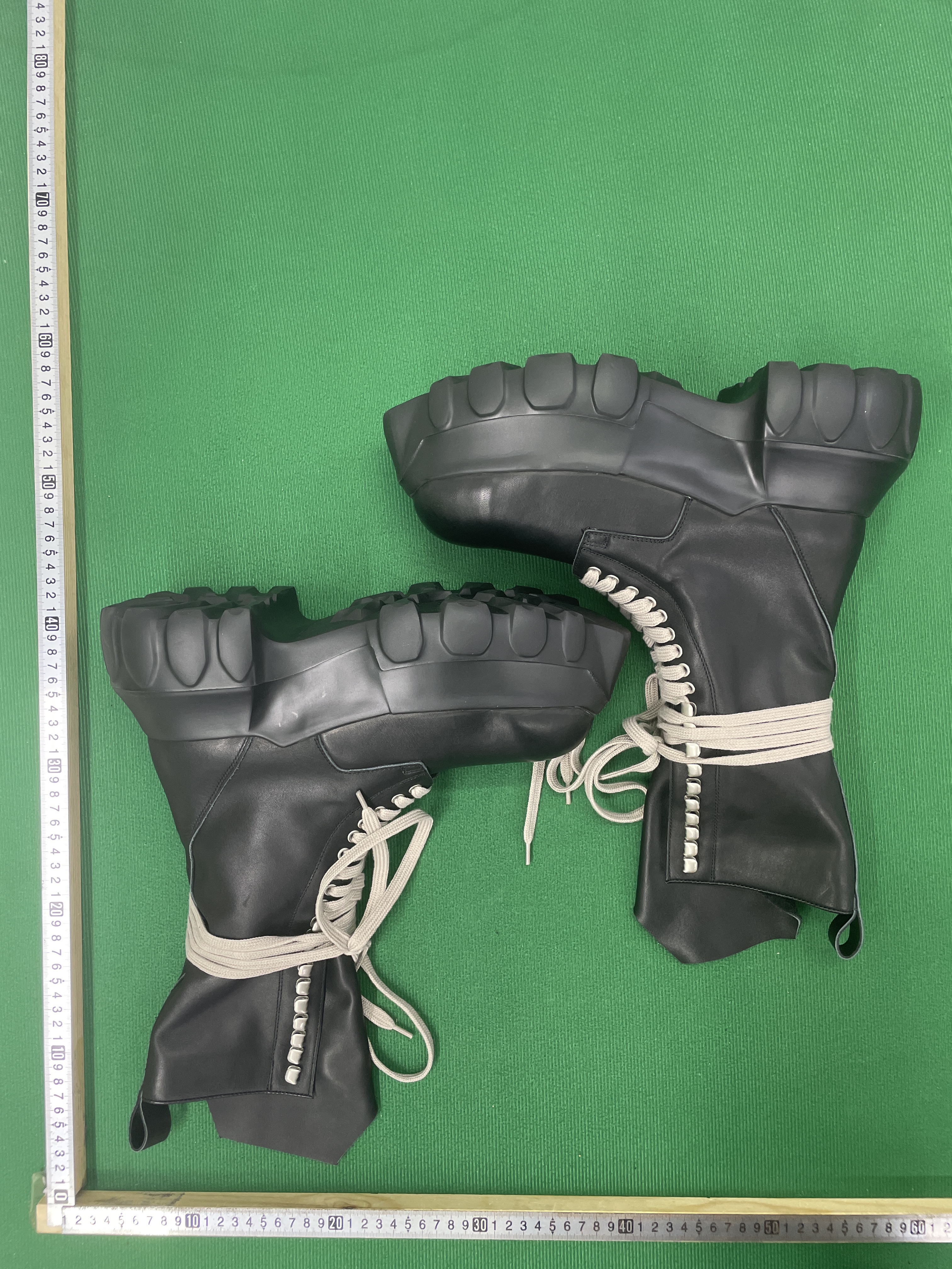 Boots QC photo 2 of 36