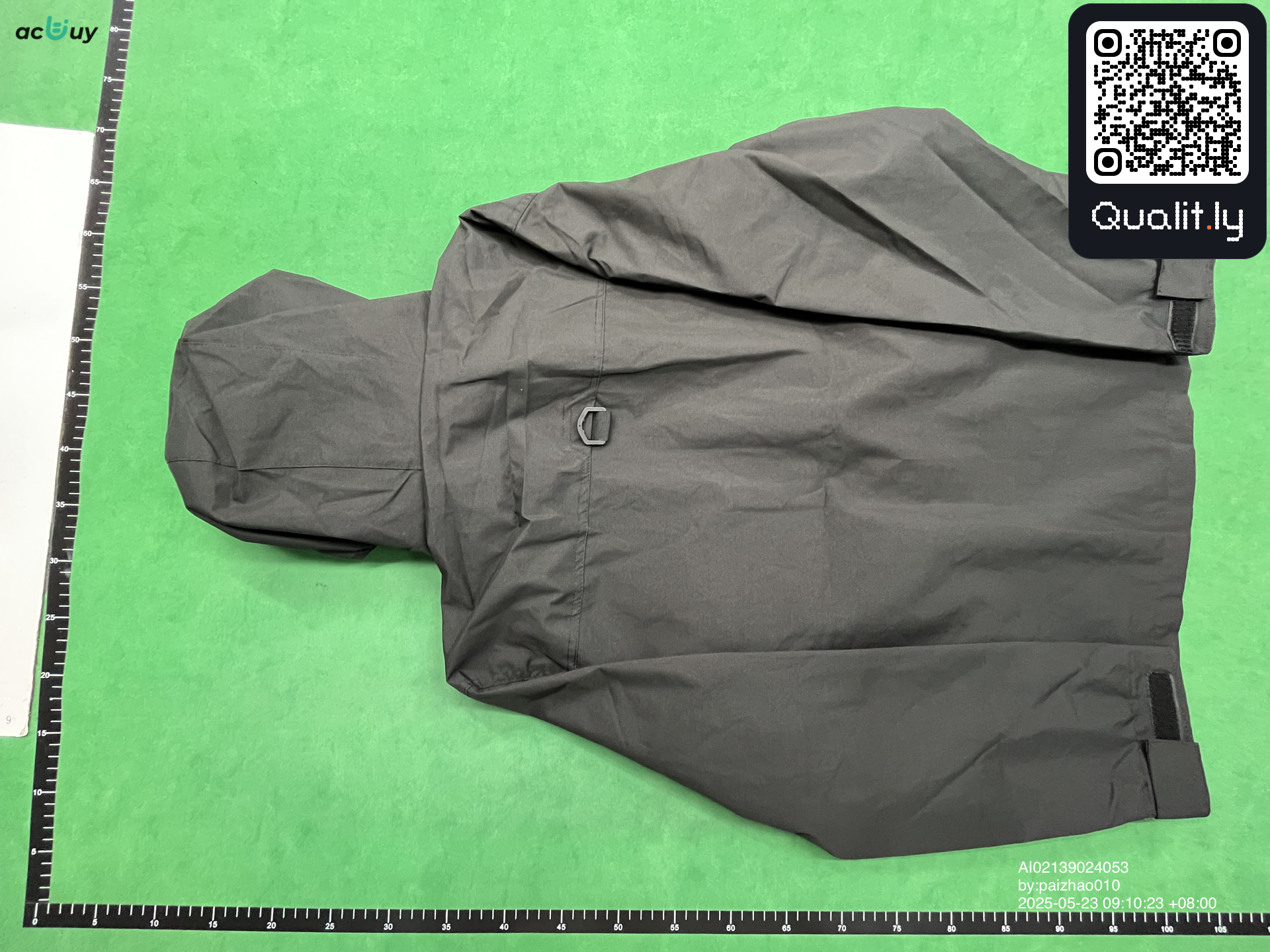 Jacket QC photo 2 of 4