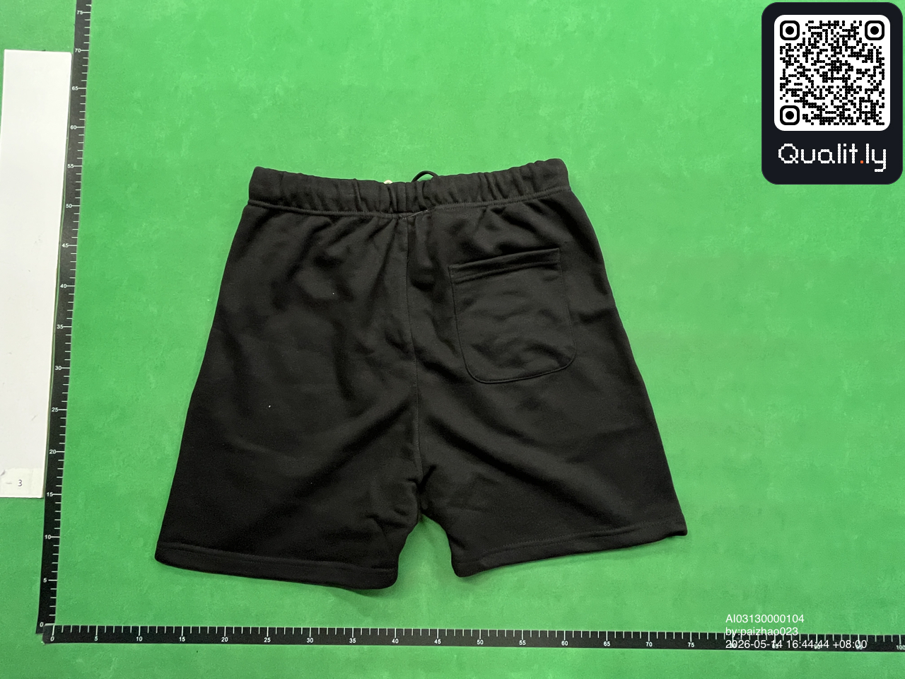 Shorts QC photo 2 of 50