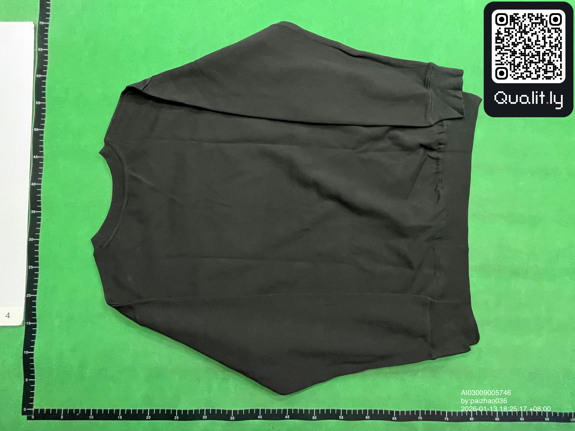 Sweater — QC-foto 2 van 16