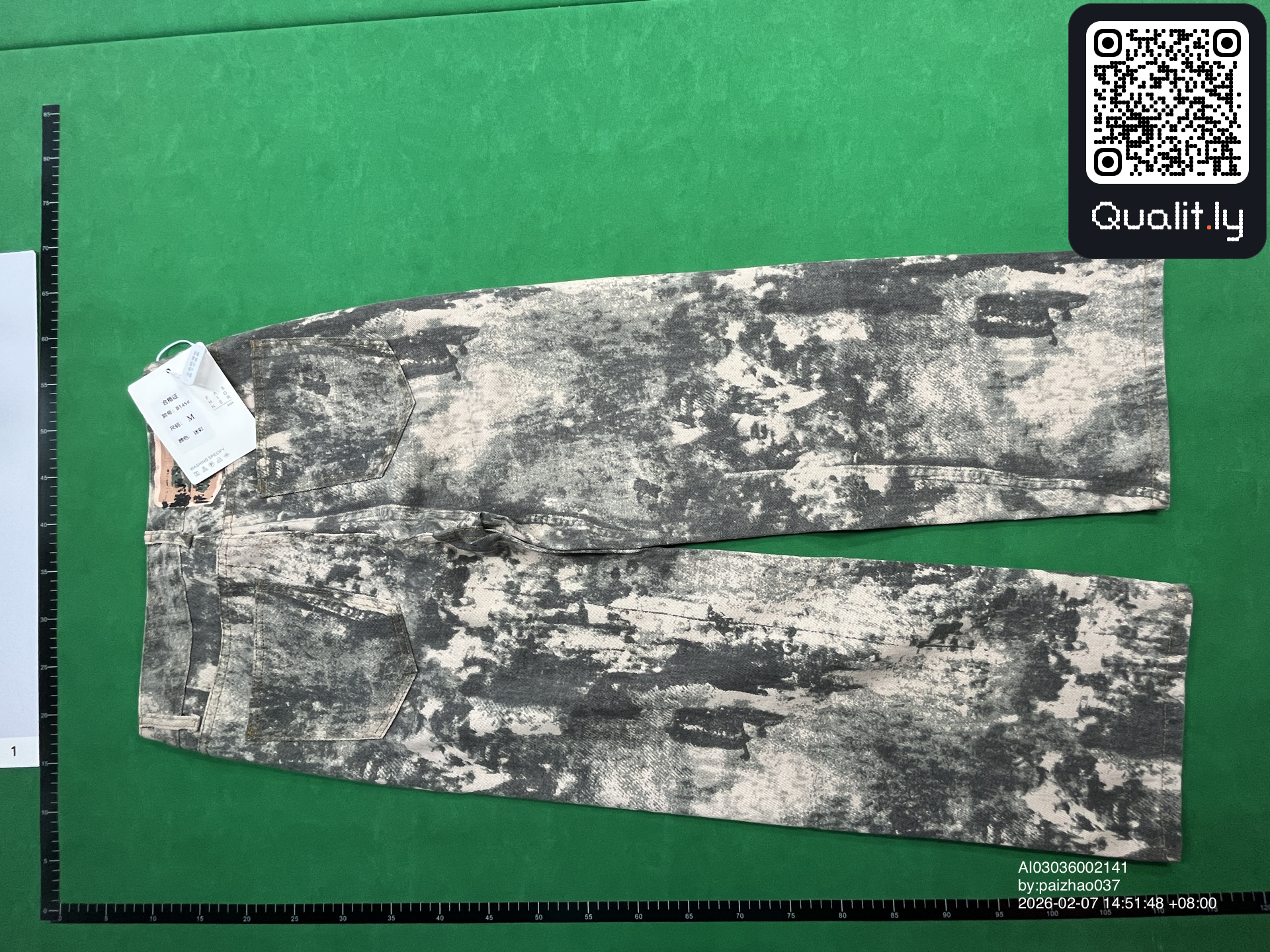 Jeans — QC-foto 2 av 16