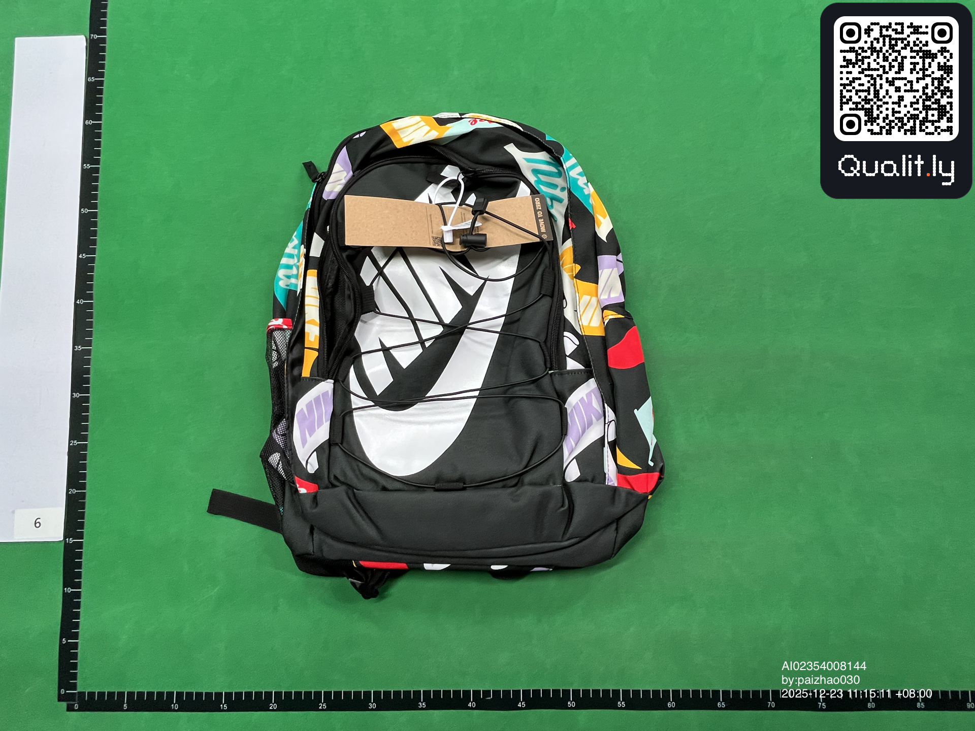 Bag QC photo 1 of 3