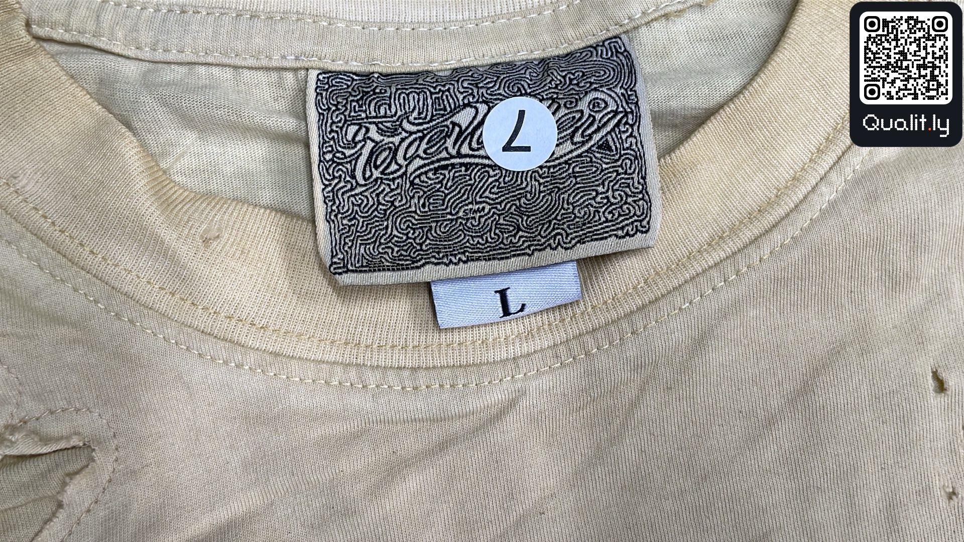 T-shirt — foto QC 1 di 4