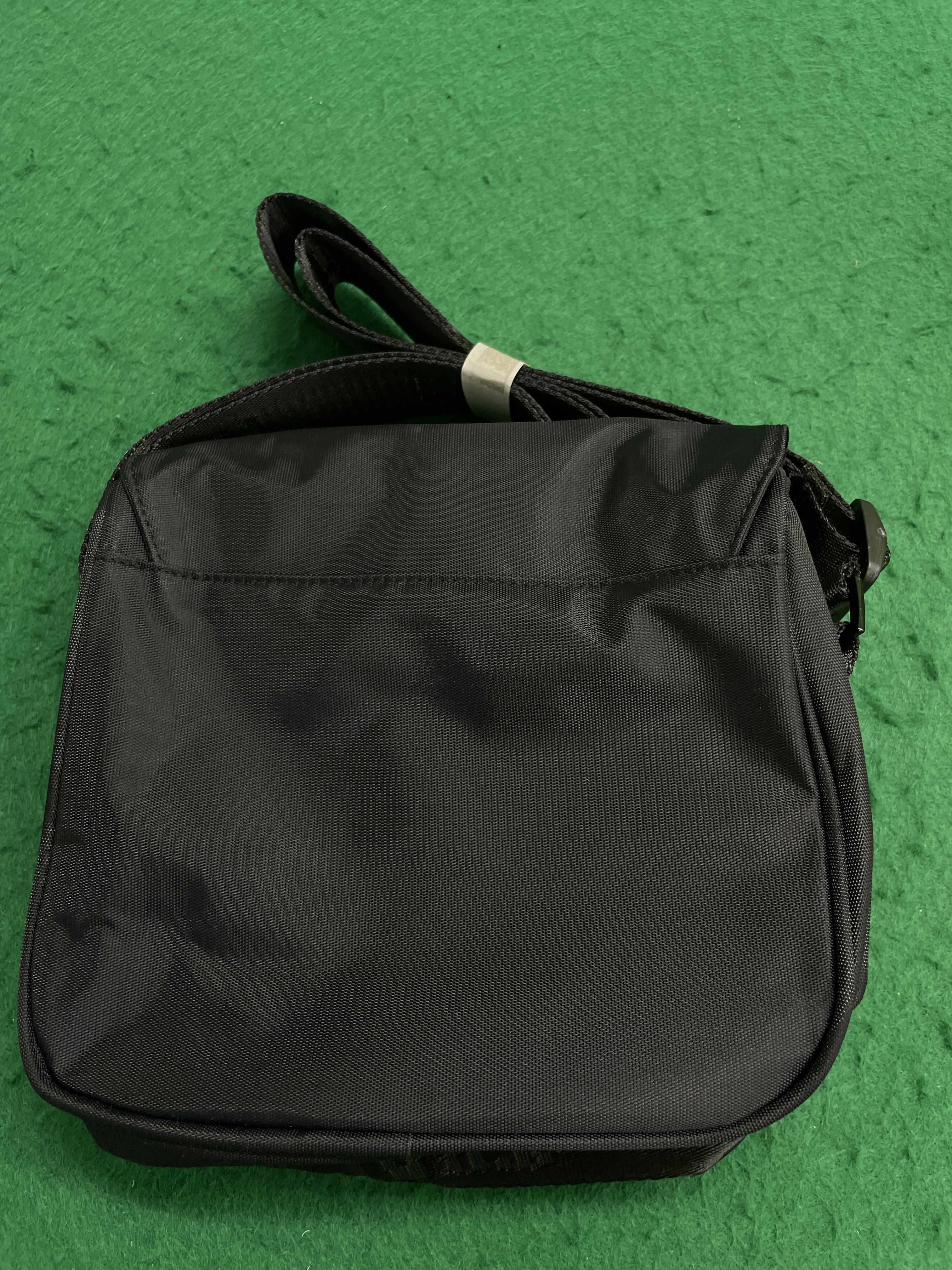 Bag QC photo 2 of 62