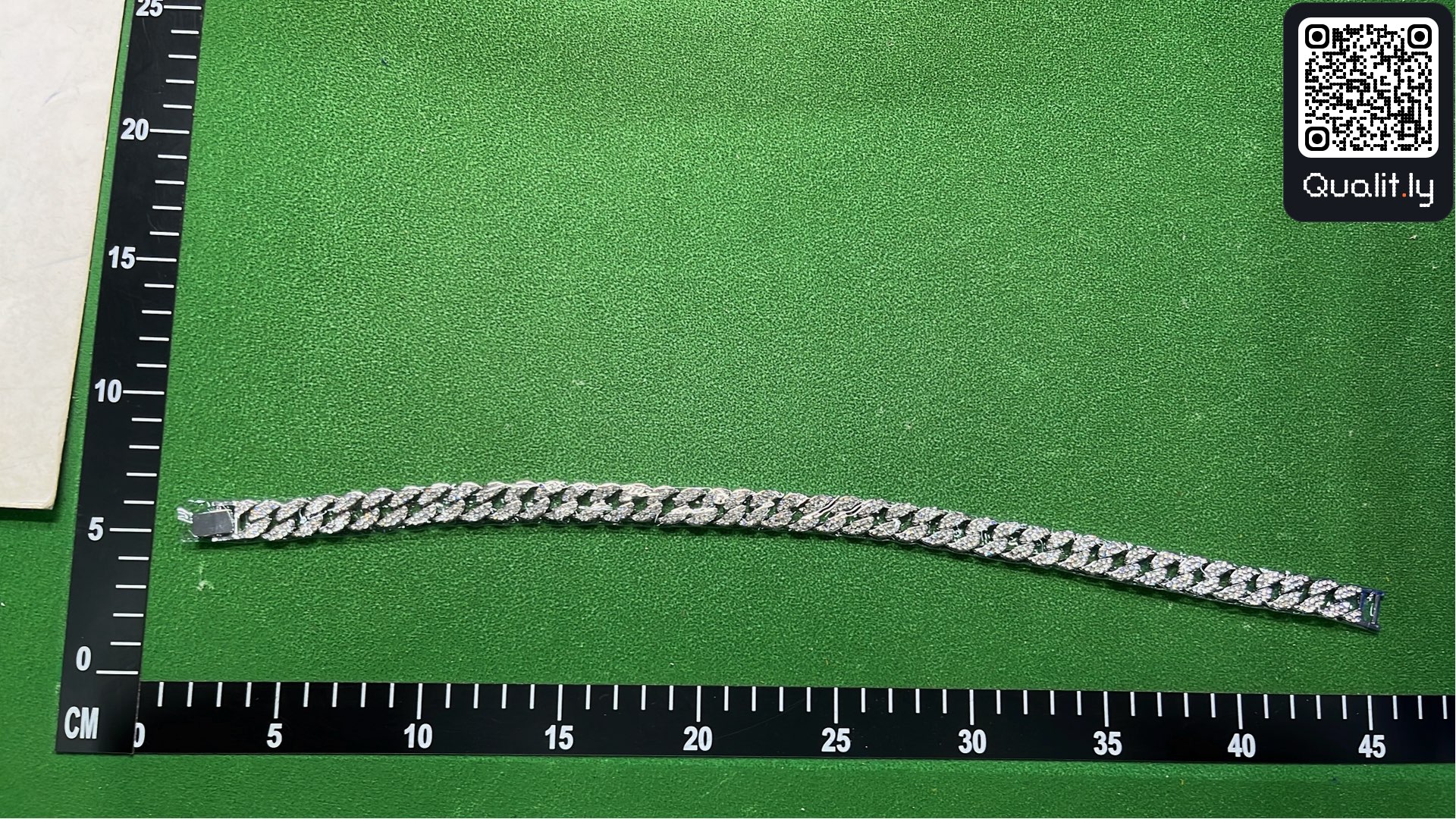 Jewelry QC photo 1 of 14