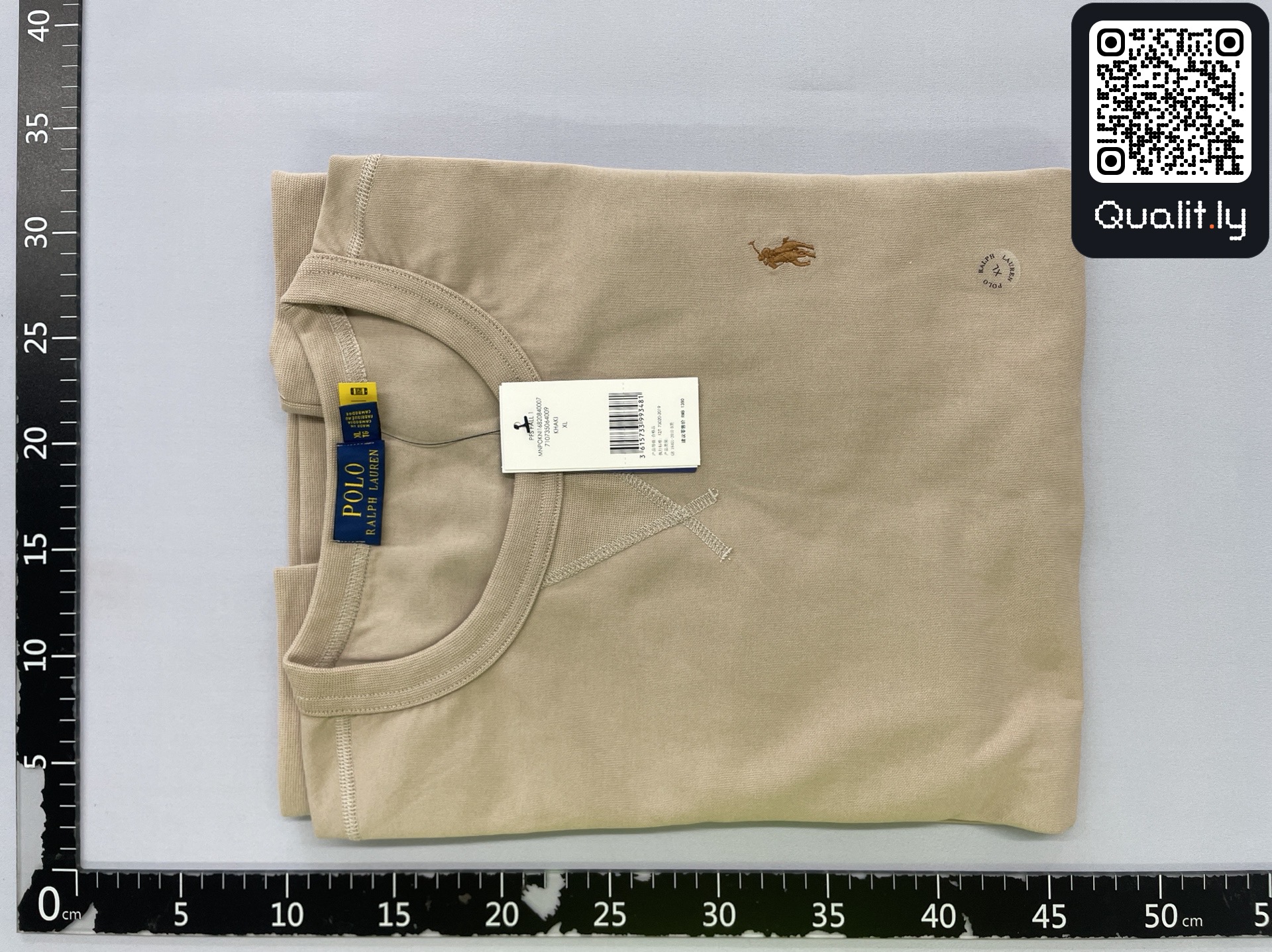 Sweatshirt — foto QC 1 de 114