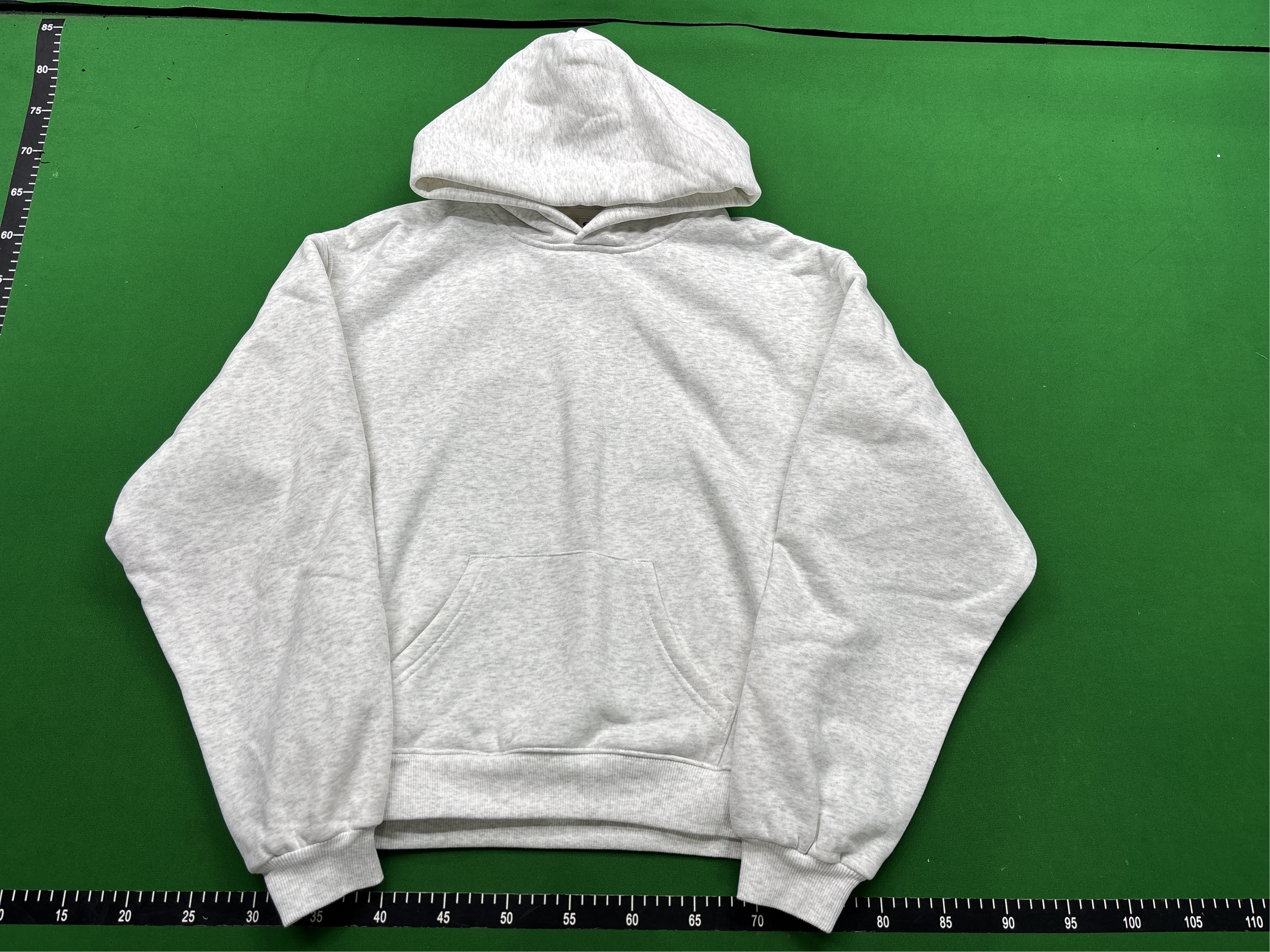 Hoodie QC photo 2 of 16