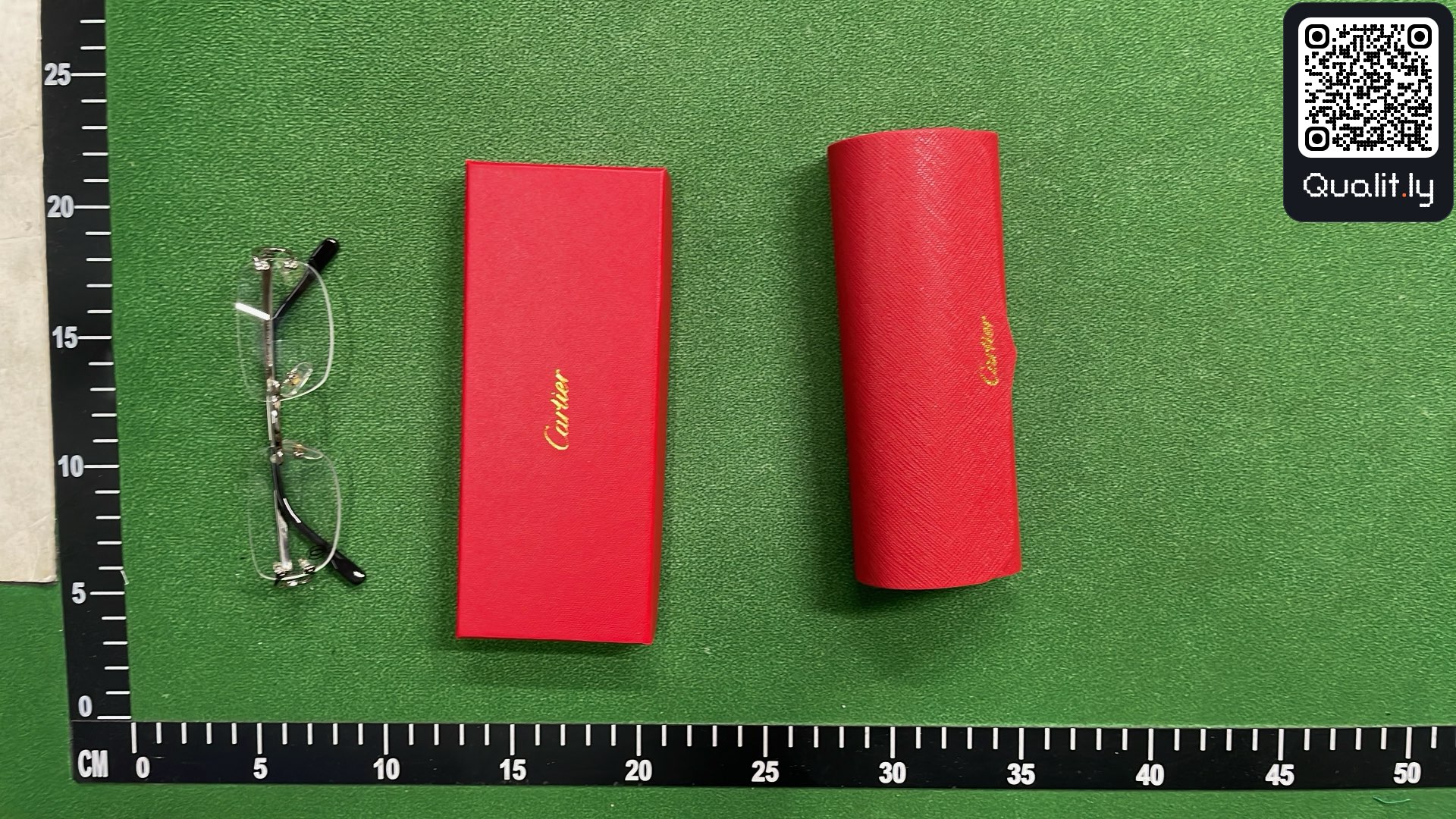 Sunglasses QC photo 3 of 26