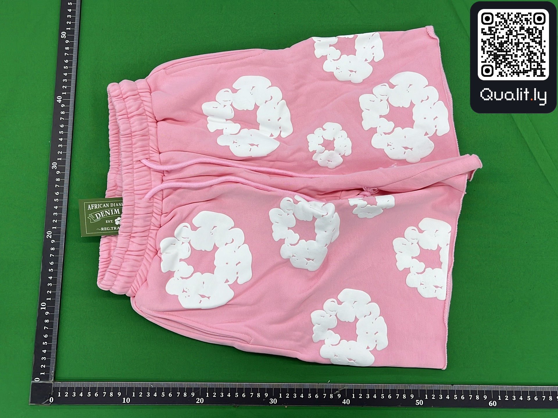Jeans — QC-foto 3 av 60