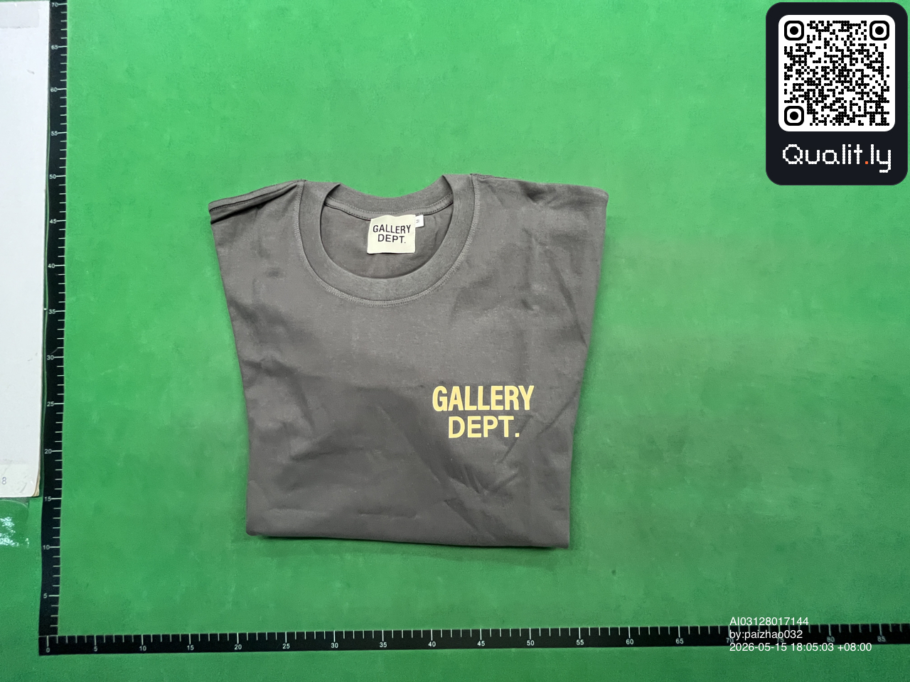 T-shirt QC photo 1 of 18