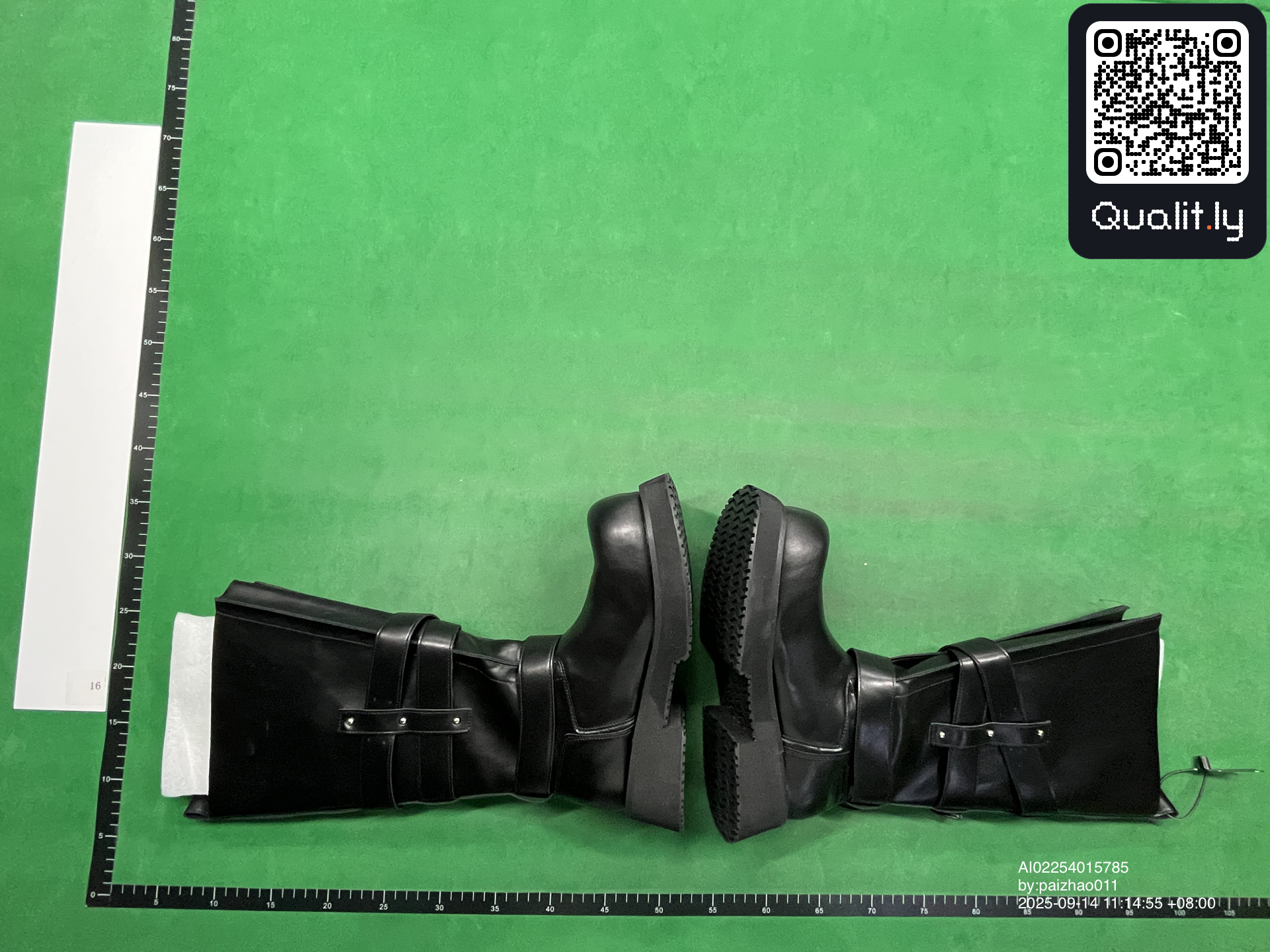 Bottes — photo QC 3 sur 6