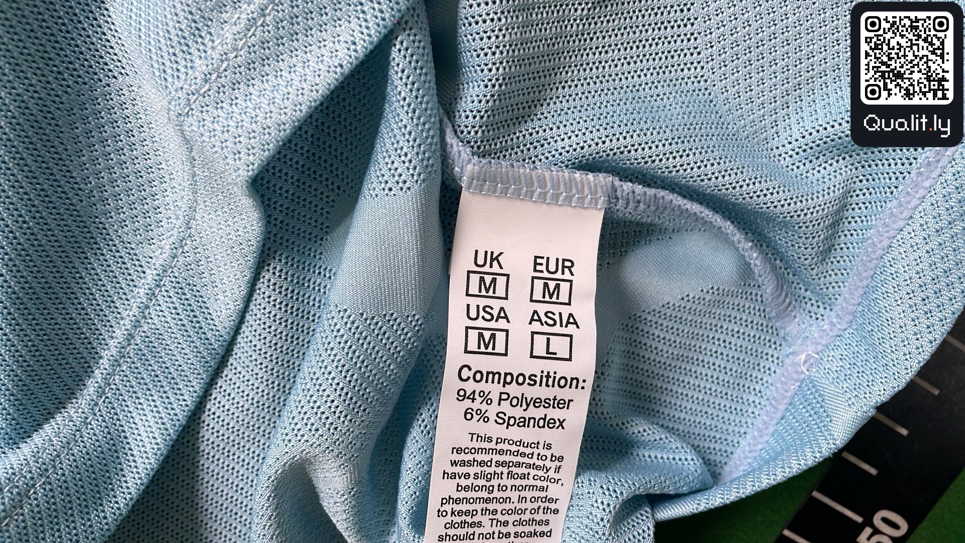 Chaqueta — foto QC 1 de 4