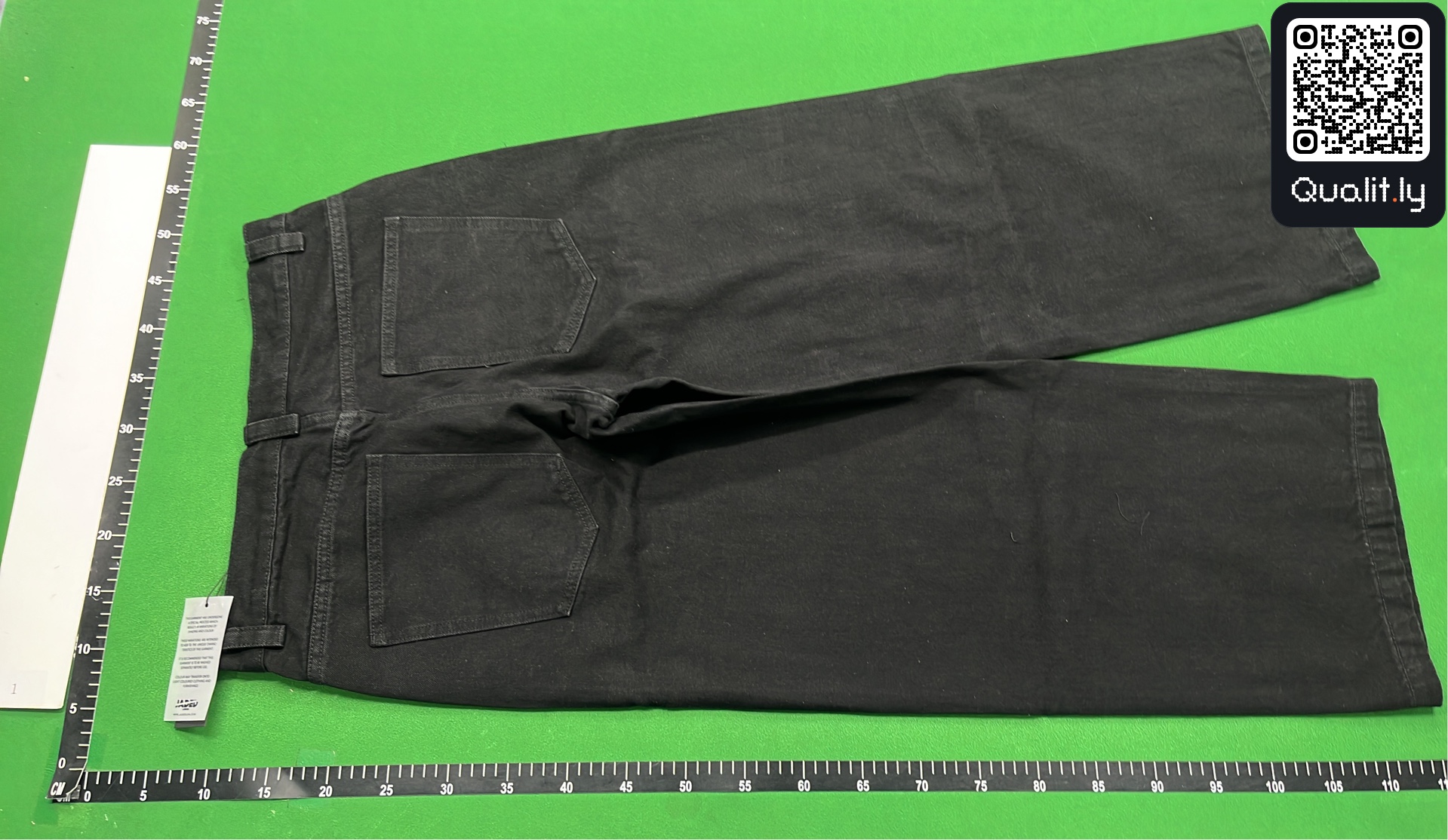 Jeans — QC-foto 3 av 12