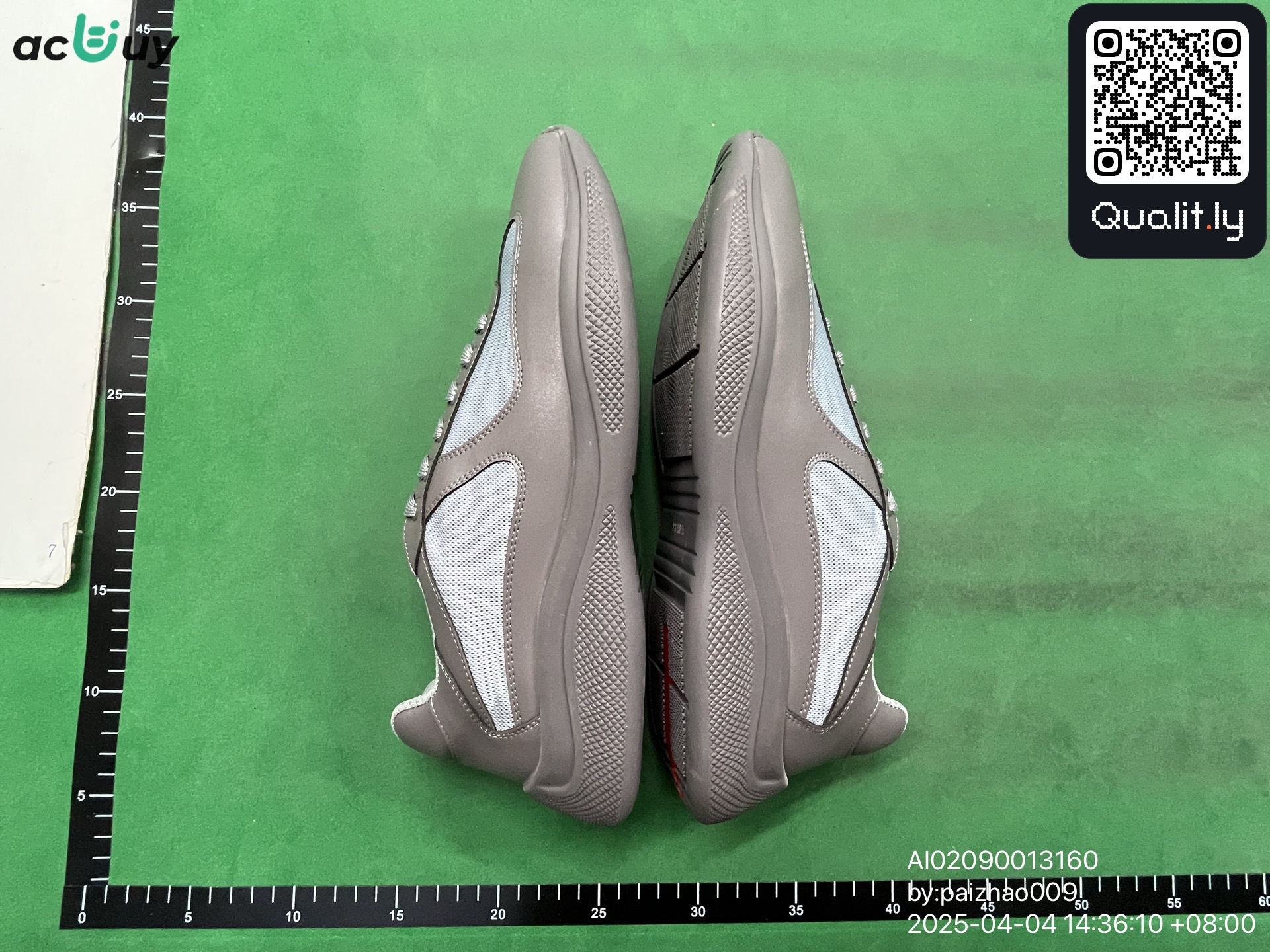 Sneaker — QC-Foto 2 von 36