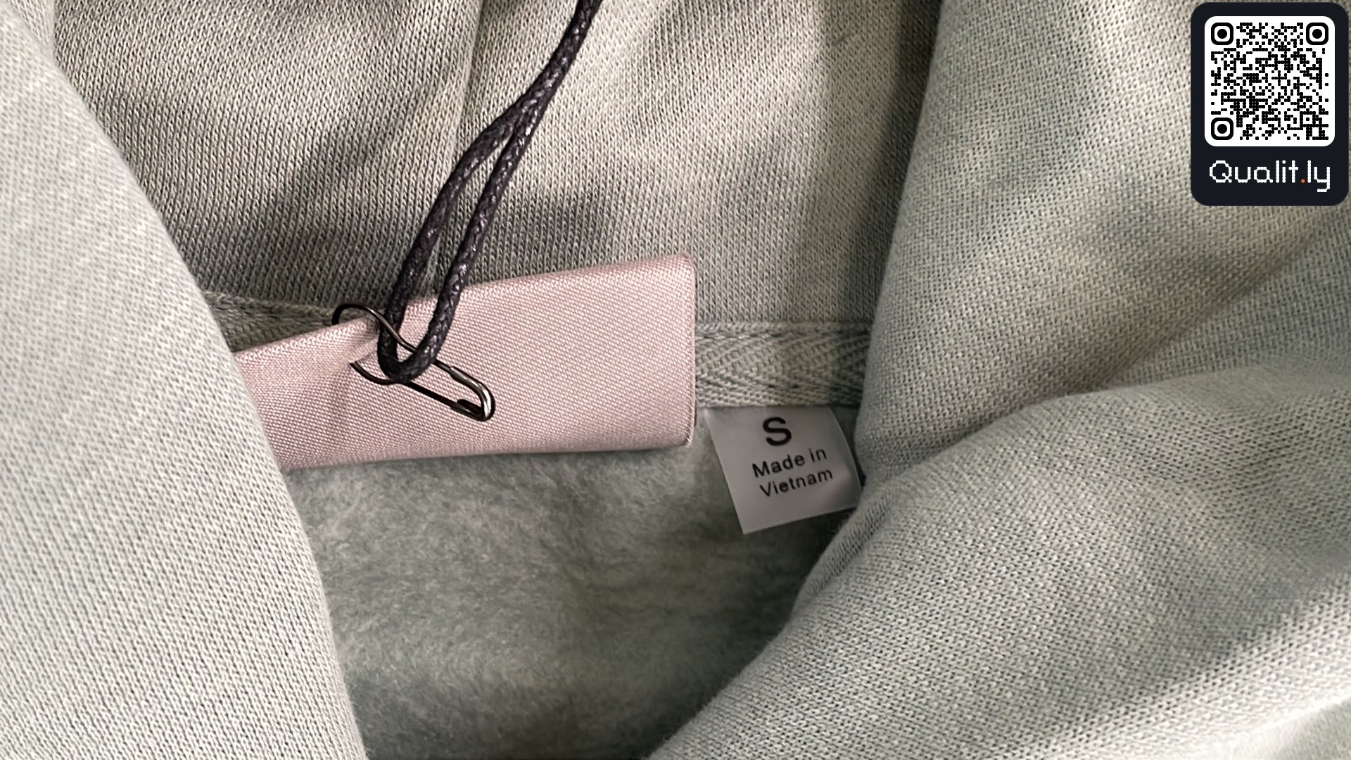 Camisola com capuz — foto QC 1 de 12