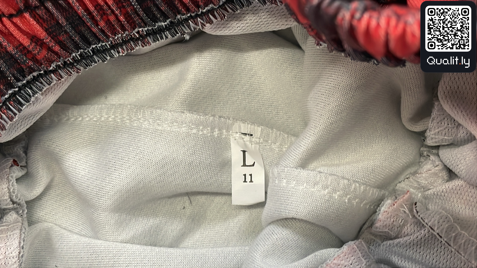 Pants QC photo 1 of 26