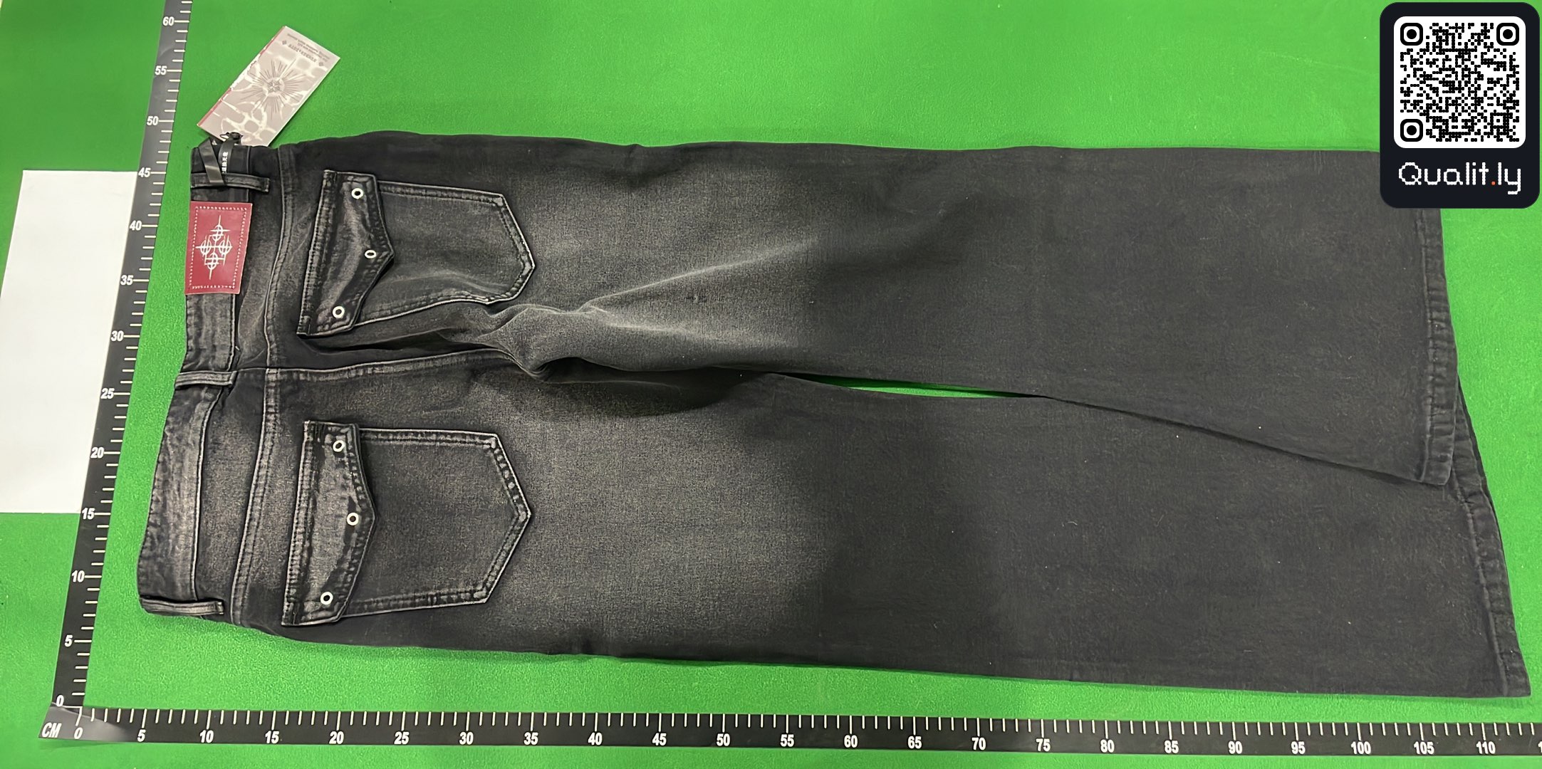 Jeans QC photo 3 of 8